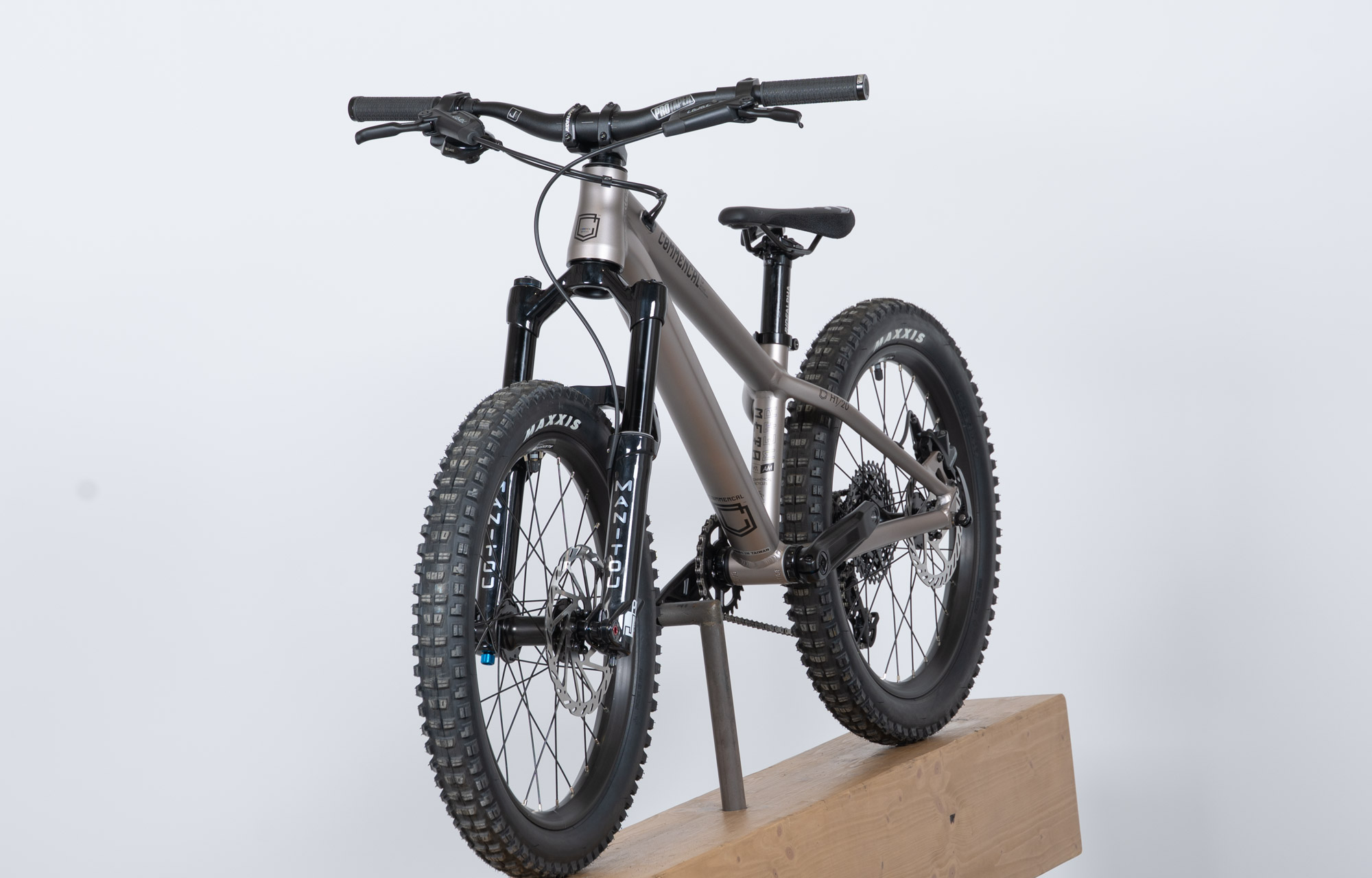 COMMENCAL META HT 20 CHAMPAGNE - (22170100) image cover number large 4