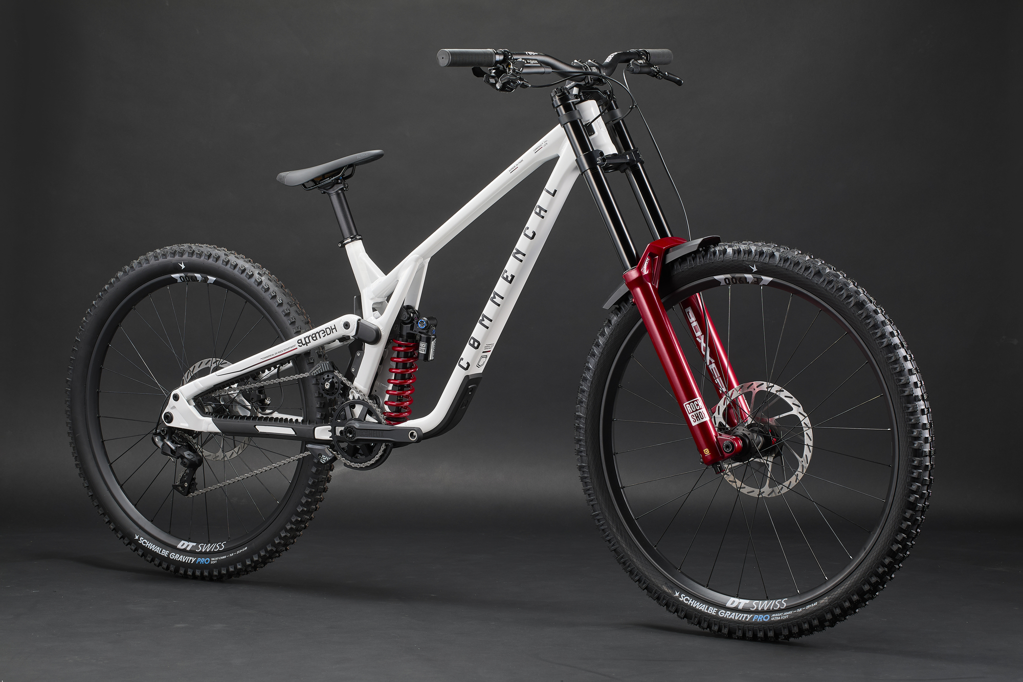 COMMENCAL SUPREME DH V5.2 ROCKSHOX PURE WHITE 2027 image large number 1