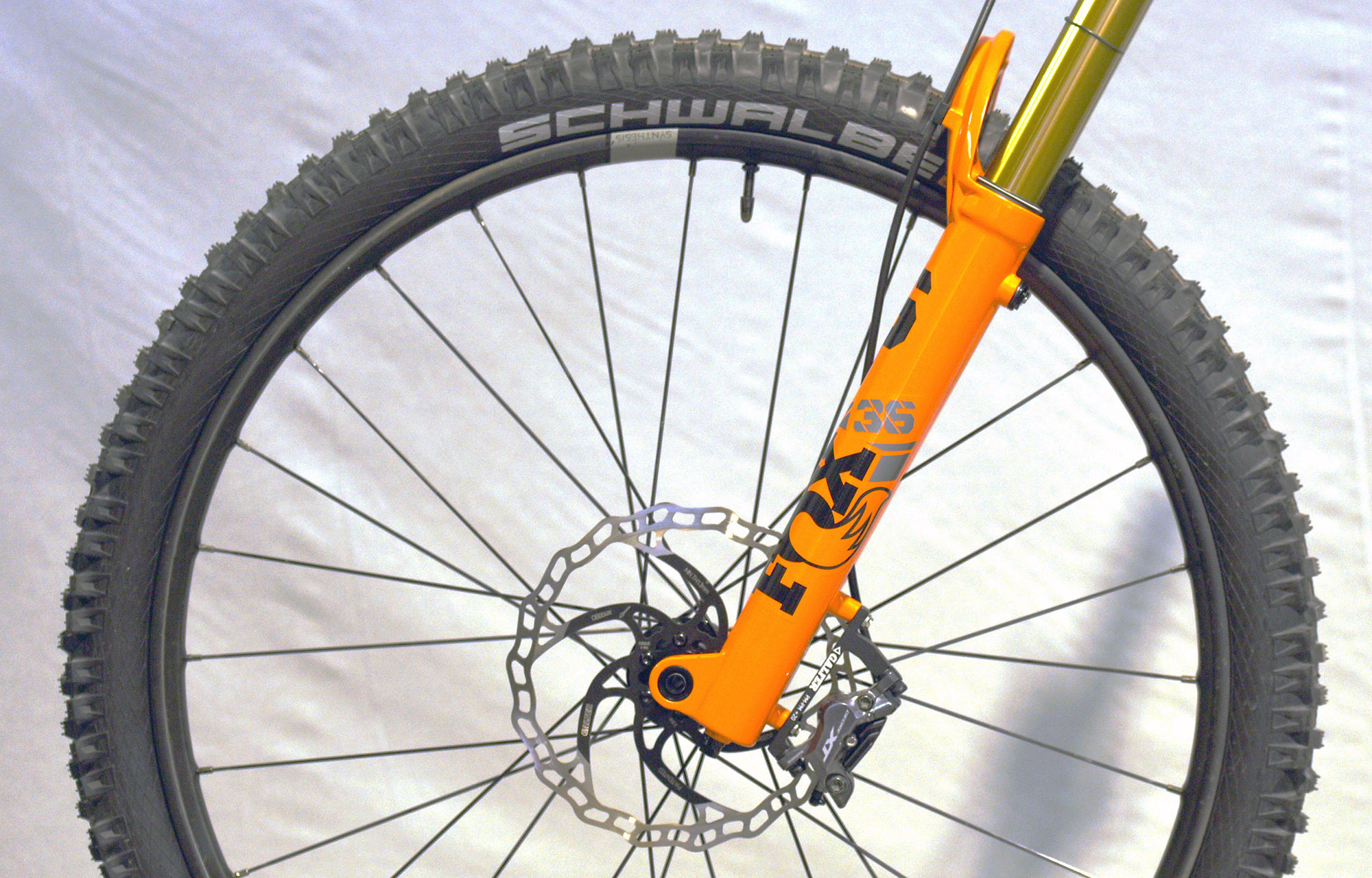 COMMENCAL META V5 CHALK [COMMENCAL TEAM] ALC - M (23100051) image number null