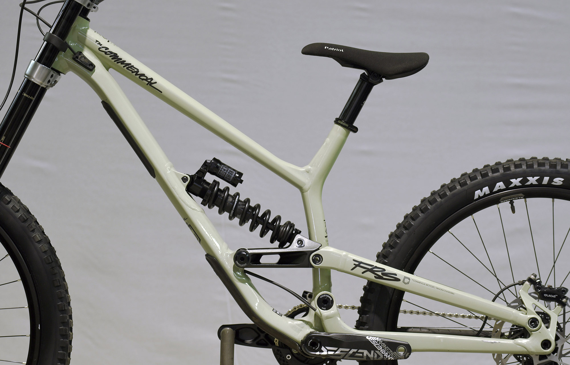 COMMENCAL FRS RIDE HERITAGE GREEN - M (22150402) image number null