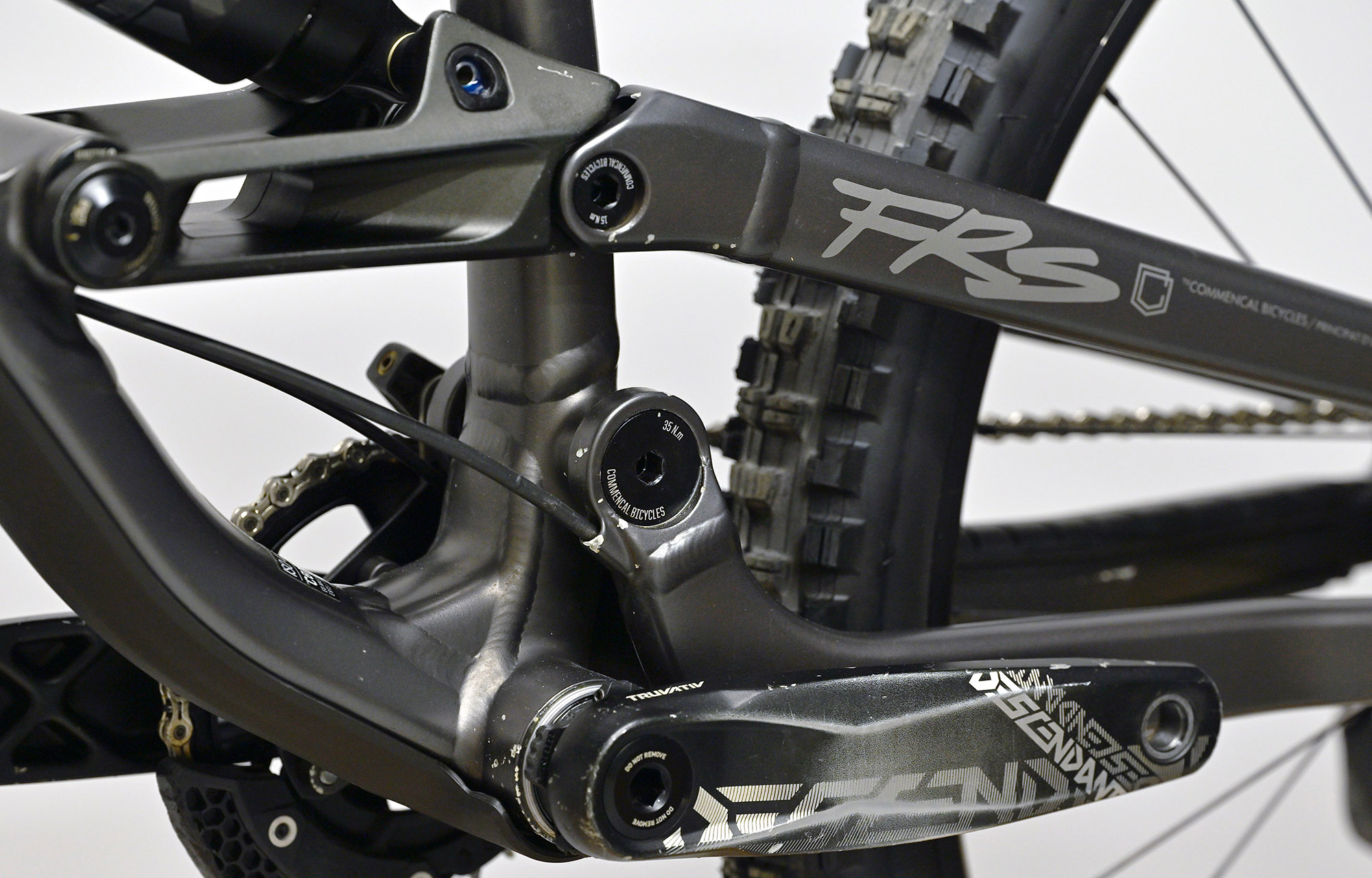 COMMENCAL FRS ESSENTIAL DARK SLATE - L (22150503) image number null