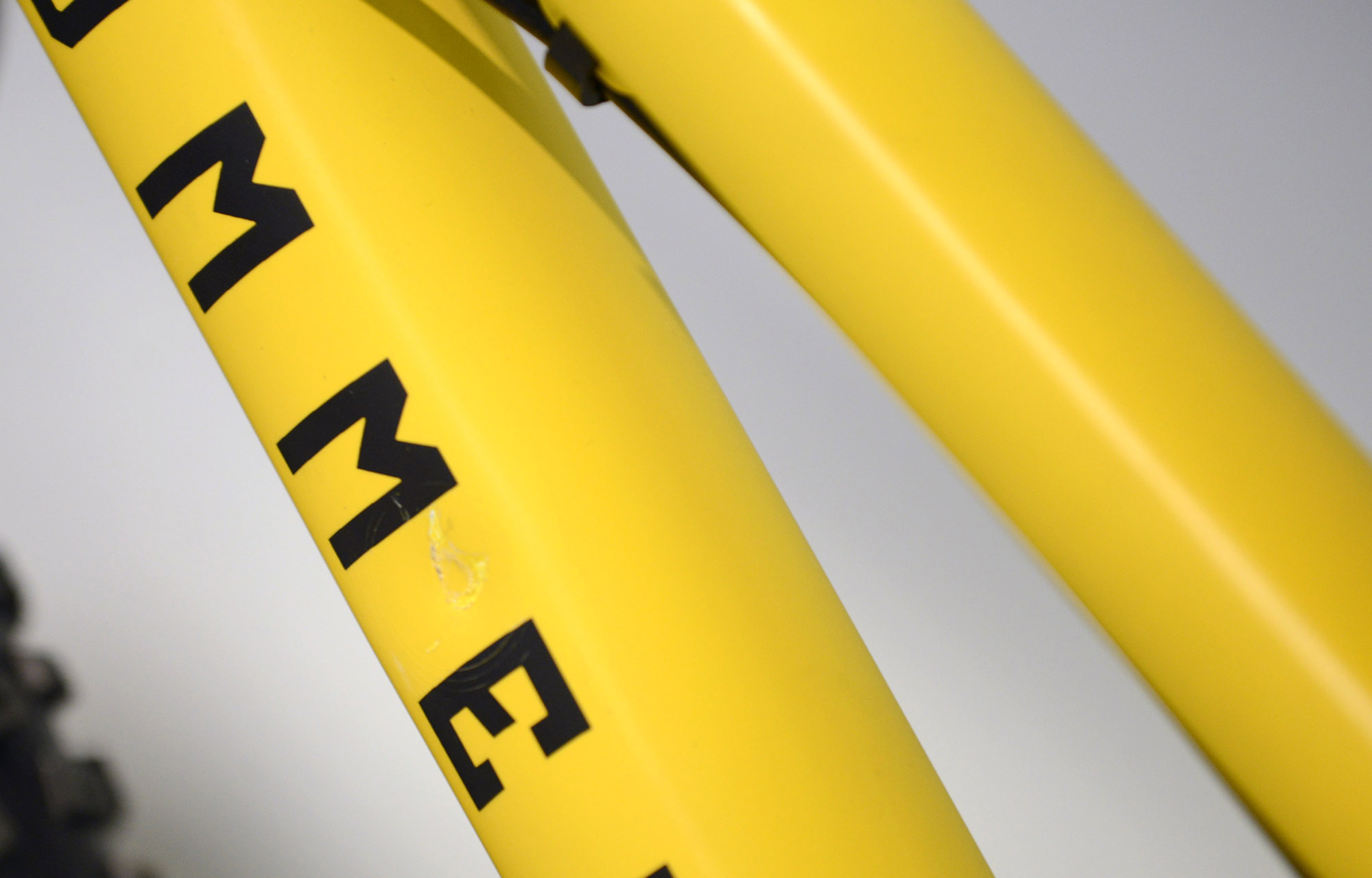 COMMENCAL RAMONES OHLINS YELLOW - 14 (23177809) image number null