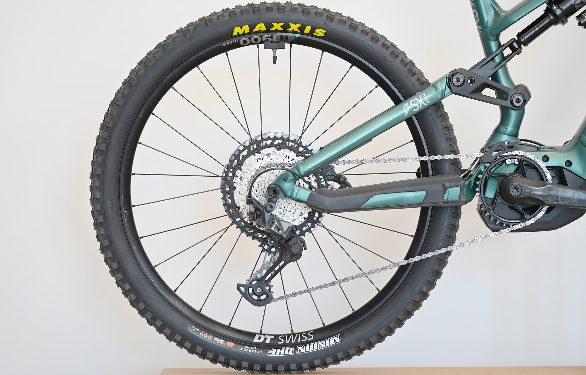 COMMENCAL META POWER SX BOSCH ESSENTIAL METALLIC GREEN - M (23181802) 1400 km image cover number large 0