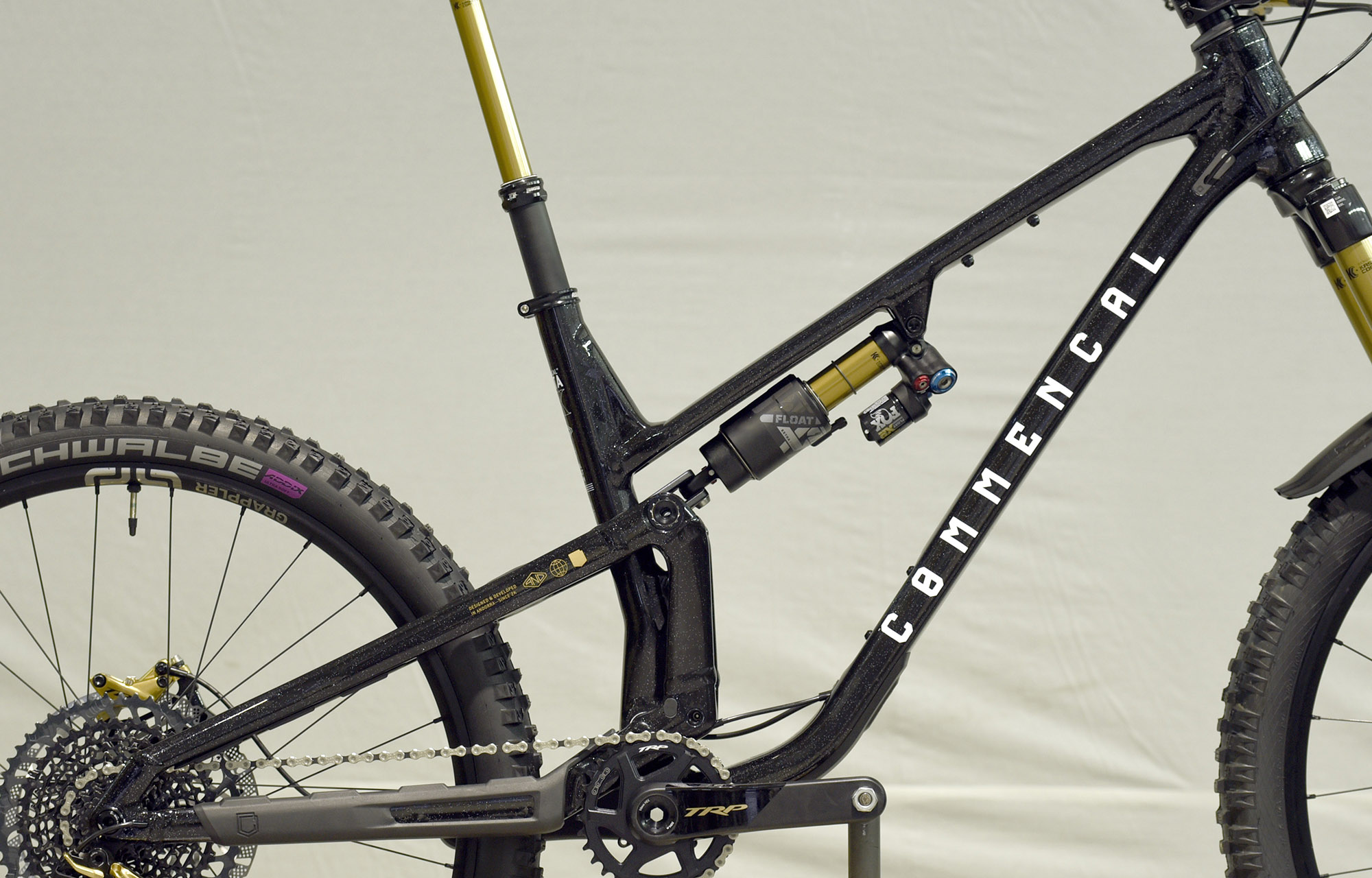 COMMENCAL META SX V5 GLITTERY BLACK [COMMENCAL TEAM] - L (24100031) image number null