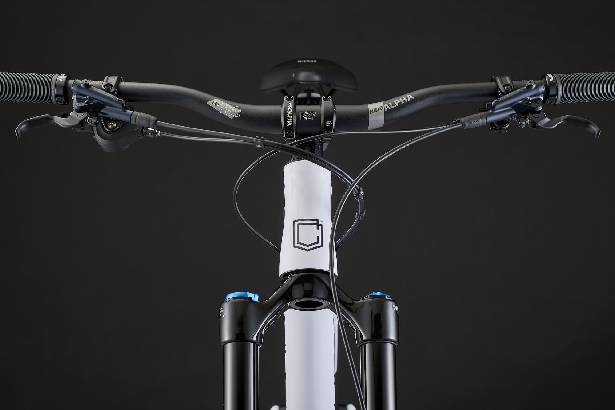 COMMENCAL META SX V4 ESSENTIAL PURE WHITE 2025 image number null