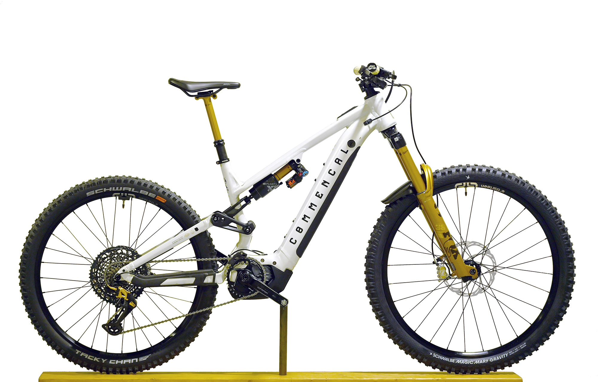 COMMENCAL META POWER SX BOSCH CLEAR SILVER  [COMMENCAL TEAM] ALC - M (24100030) 2862 km image number null