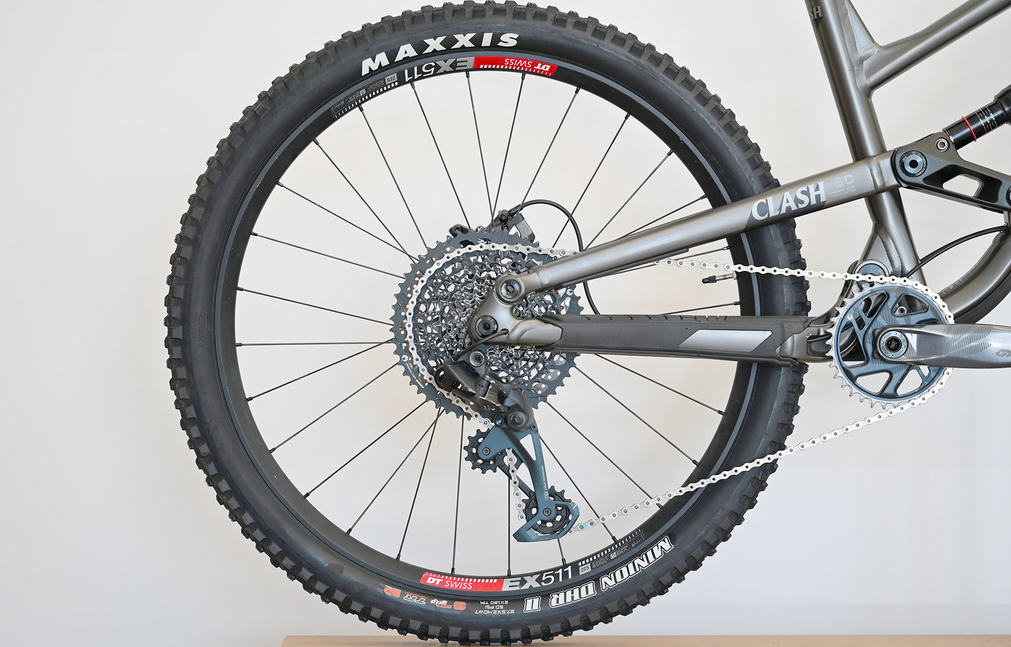 COMMENCAL CLASH RACE DARK SLATE - L (22134603) image cover number large 0