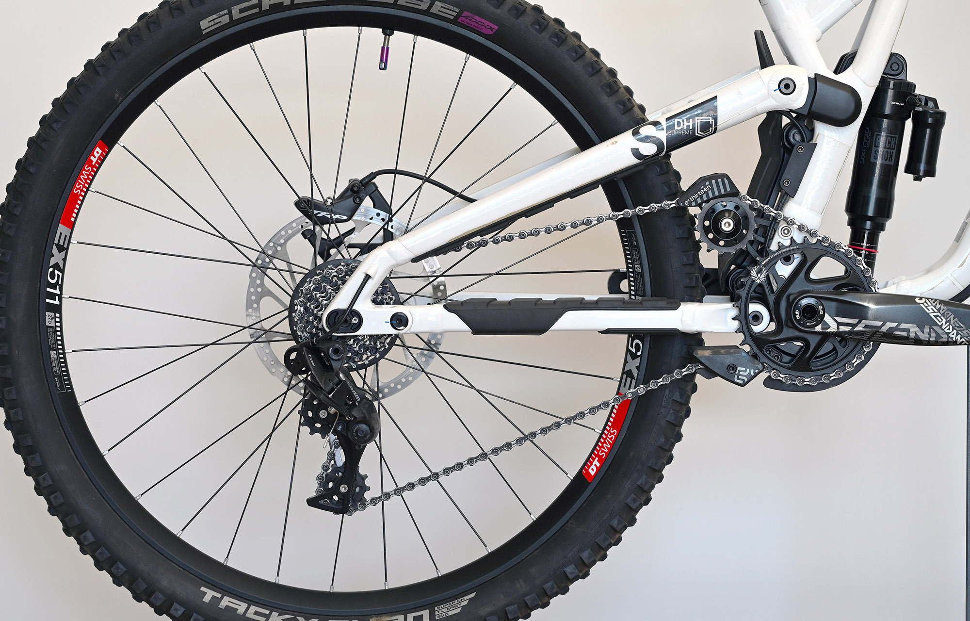 COMMENCAL SUPREME DH V5 XS PURE WHITE (23170900) image number null