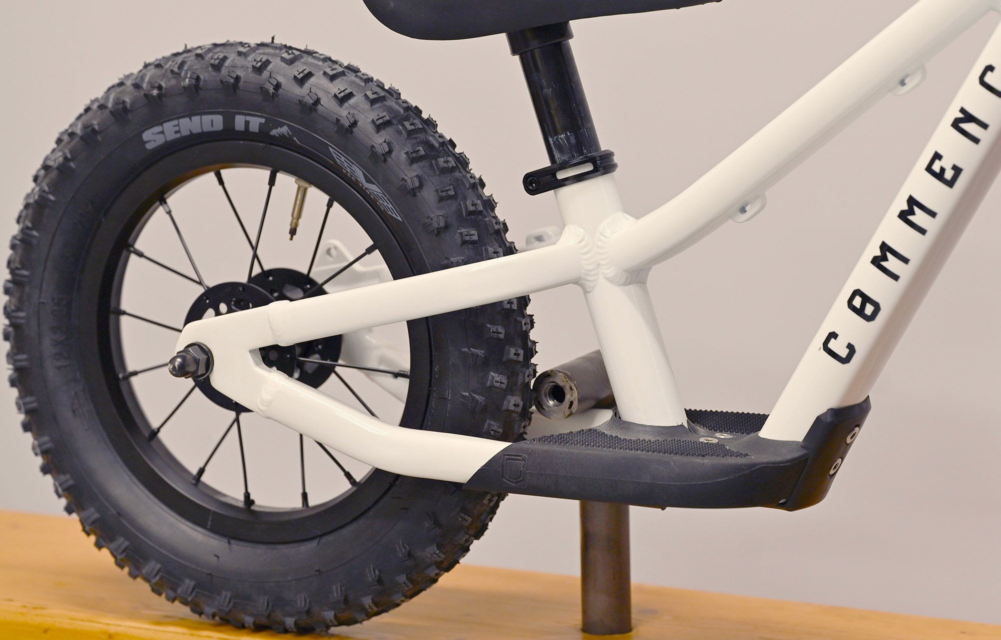 COMMENCAL RAMONES 12 PUSH BIKE PURE WHITE - 12 (23177800) image number null