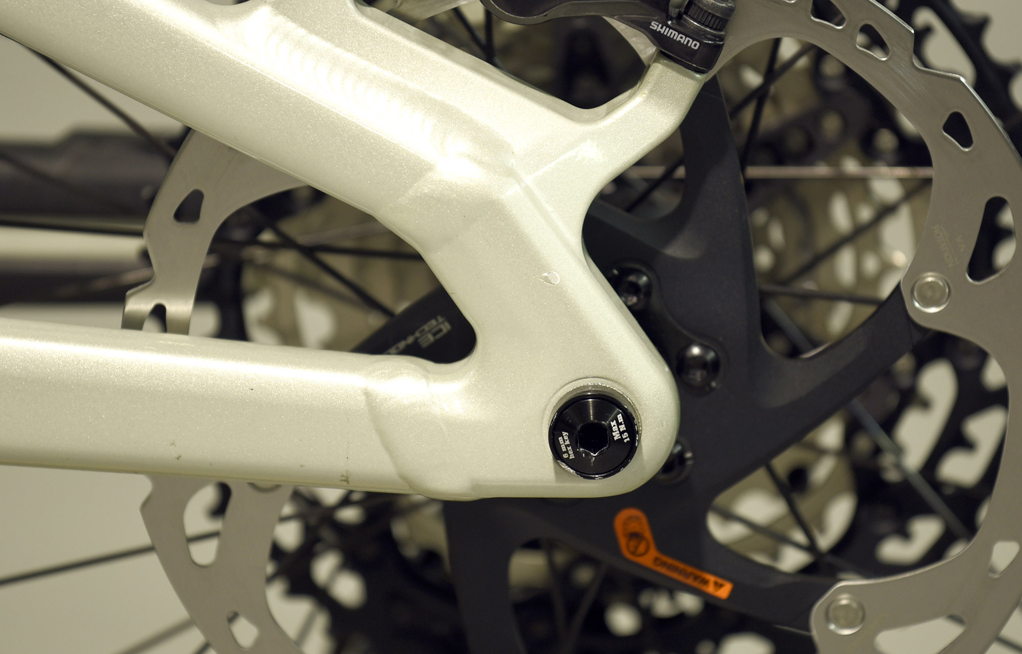COMMENCAL META SX V5 SIGNATURE CLEAR SILVER - L (23131903) image number null