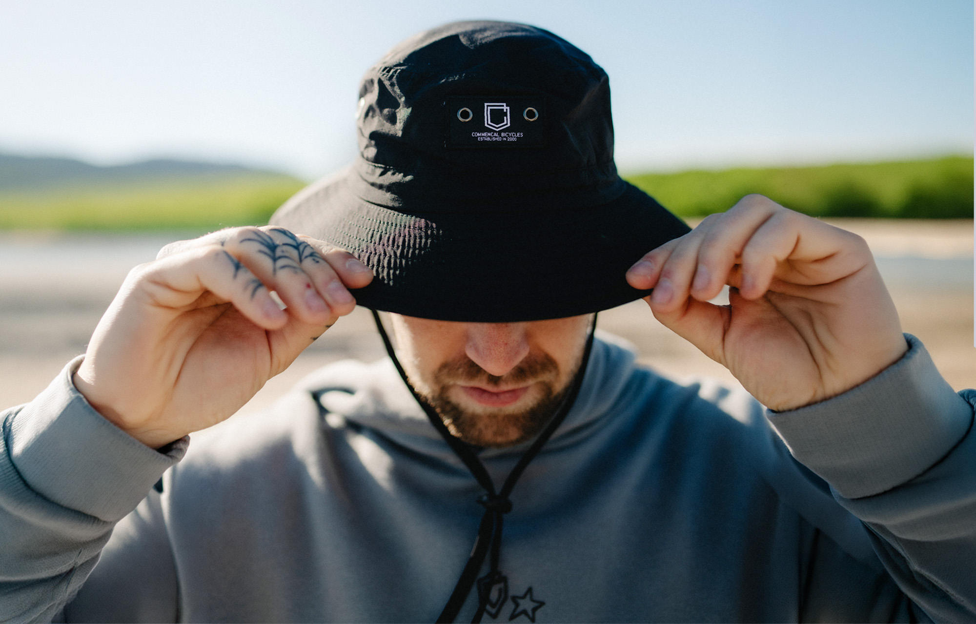 GORRO COMMENCAL SHAPER BLACK image large number 2