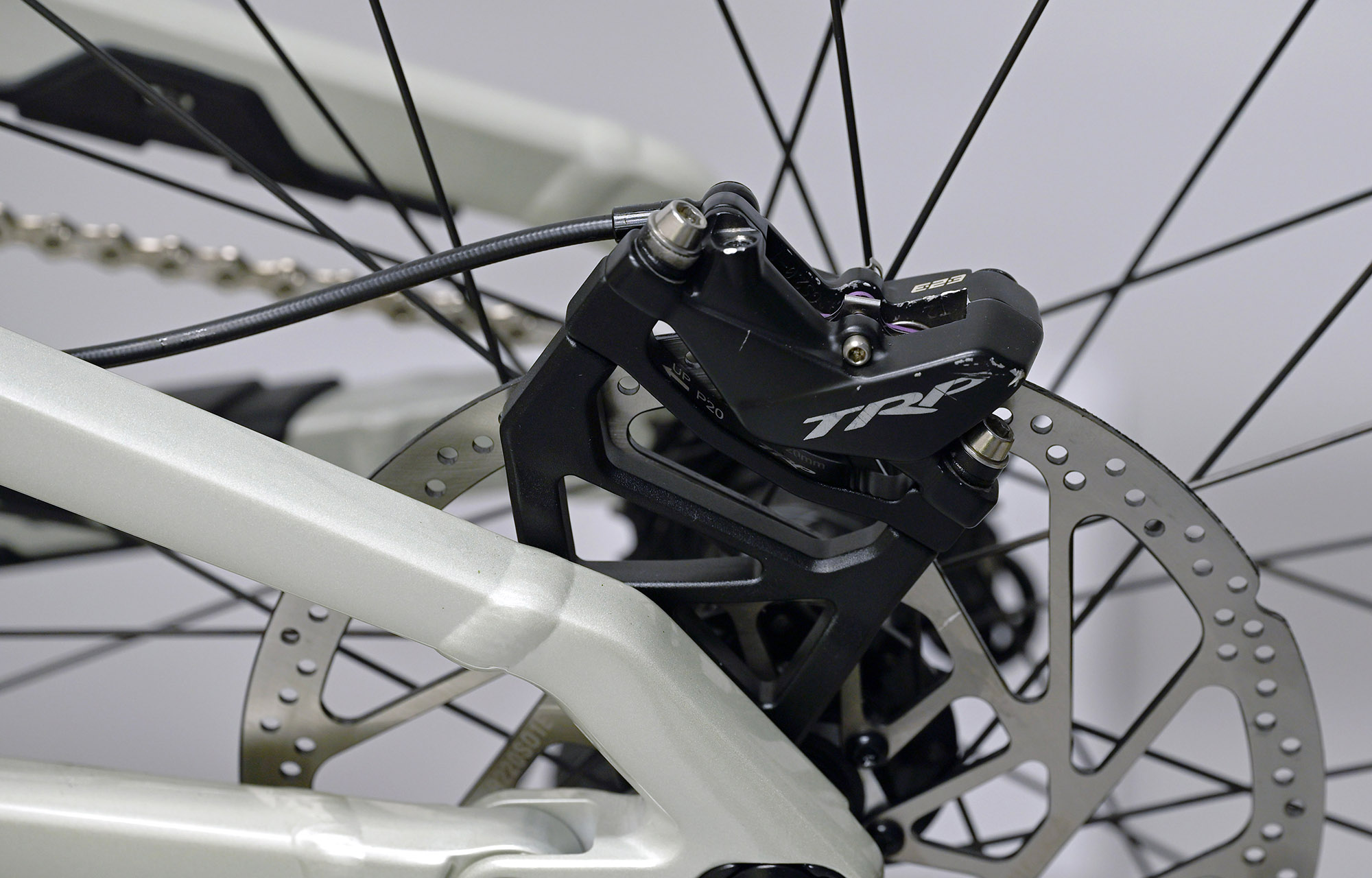 COMMENCAL SUPREME DH V5 ESSENTIAL CLEAR SILVER - M (23150102) image number null