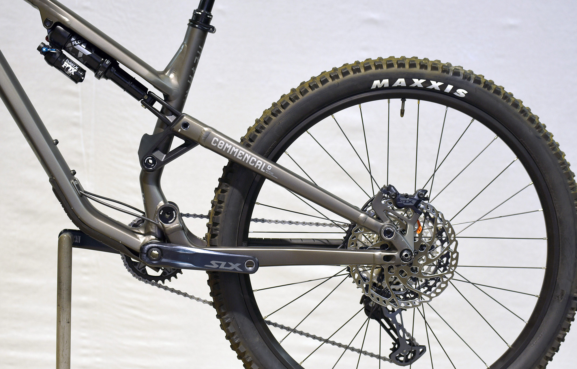 COMMENCAL META SX V4 ESSENTIAL - M (22130602) image number null