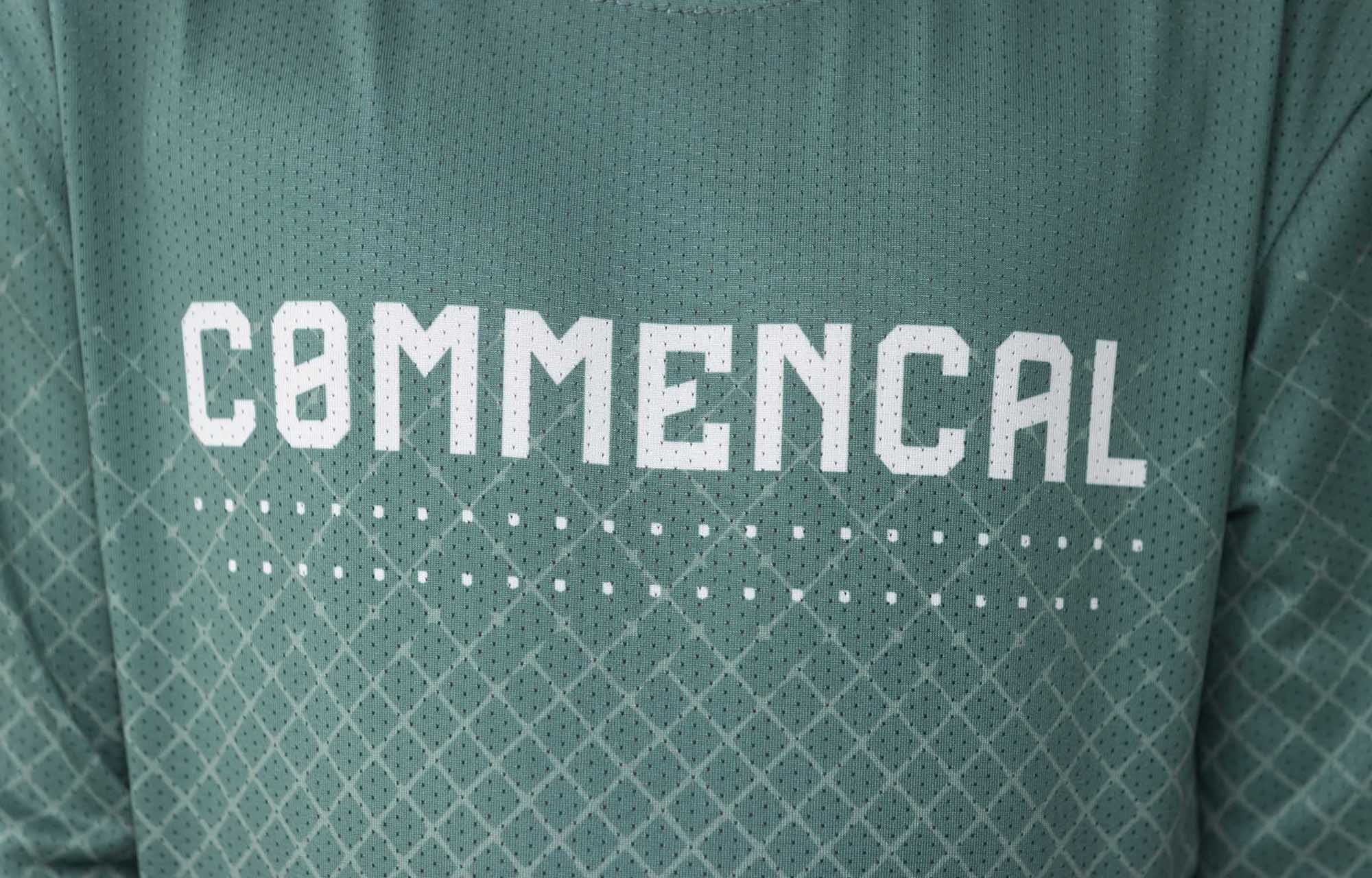 COMMENCAL KIDS CUSTOM JERSEY GREEN image number 4