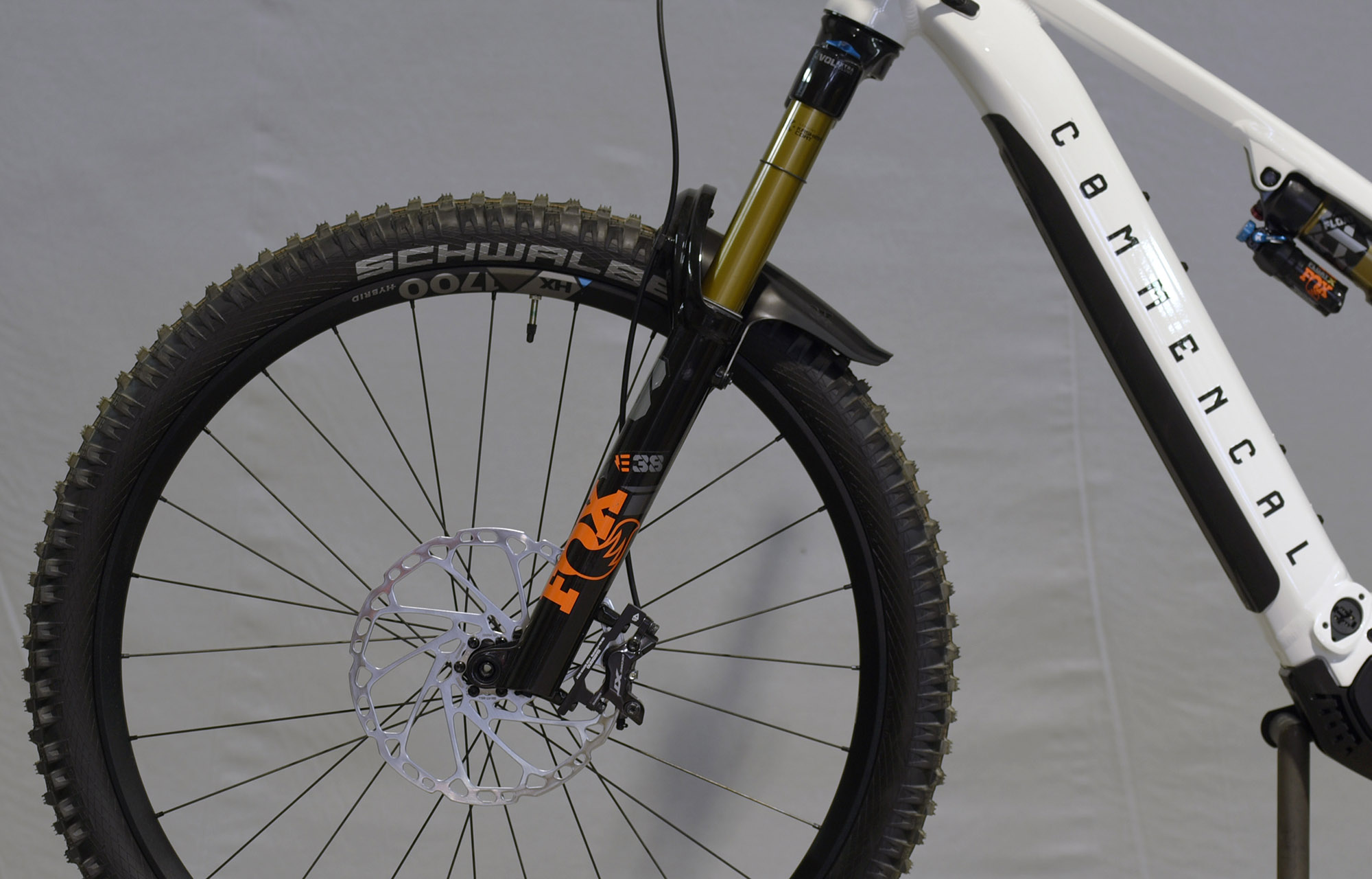 COMMENCAL META POWER SX BOSCH SIGNATURE PURE WHITE - M (22181902) 0km image number null