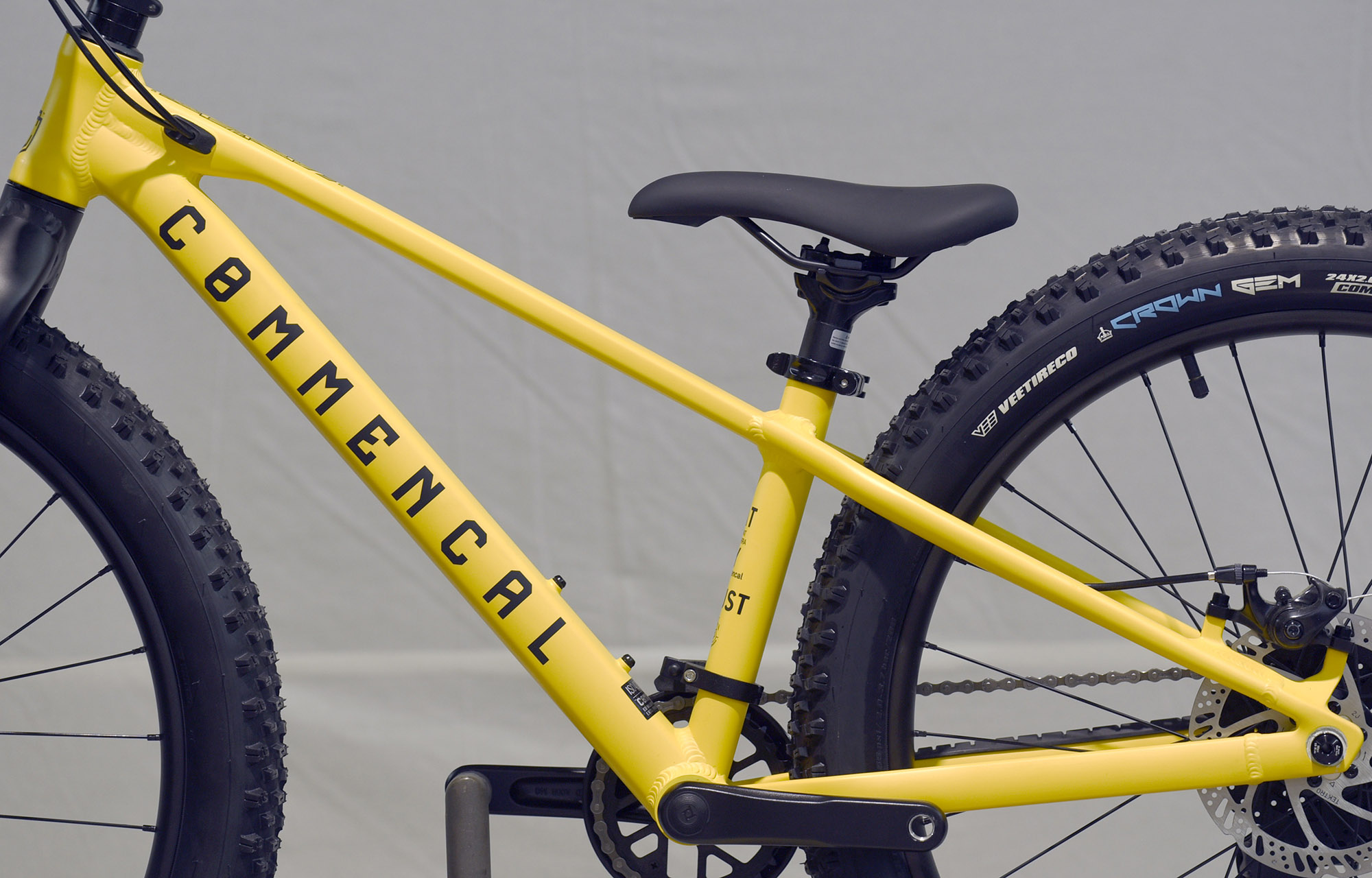 COMMENCAL RAMONES 24 TRIGGER SHIFTER OHLINS YELLOW - (23177893) image number null