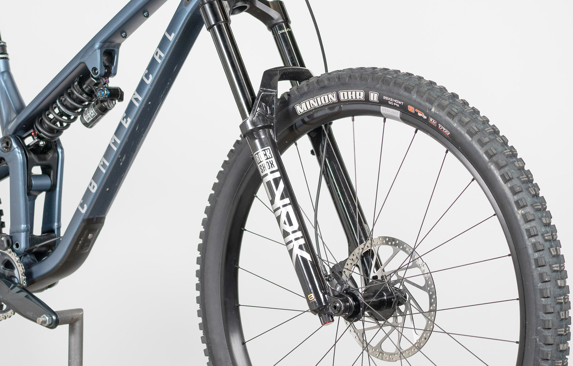 COMMENCAL META V5 RACE SPARKLY BLUE - M (23121302) image cover number large 4