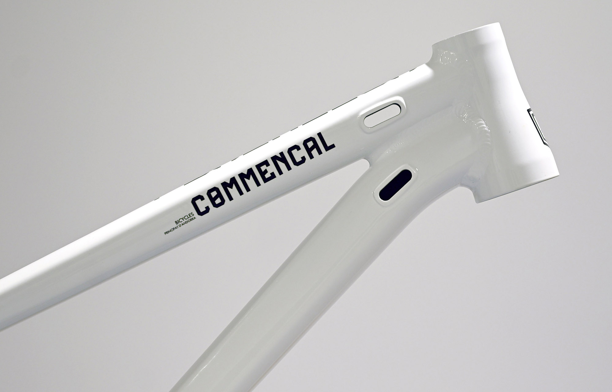 FRAME COMMENCAL META HT AM PURE WHITE - S (22232001) image cover number large 1