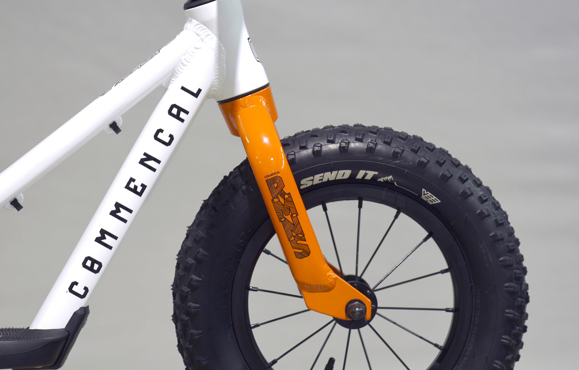 COMMENCAL RAMONES 12 PUSH BIKE PURE WHITE - (23177800) image number null