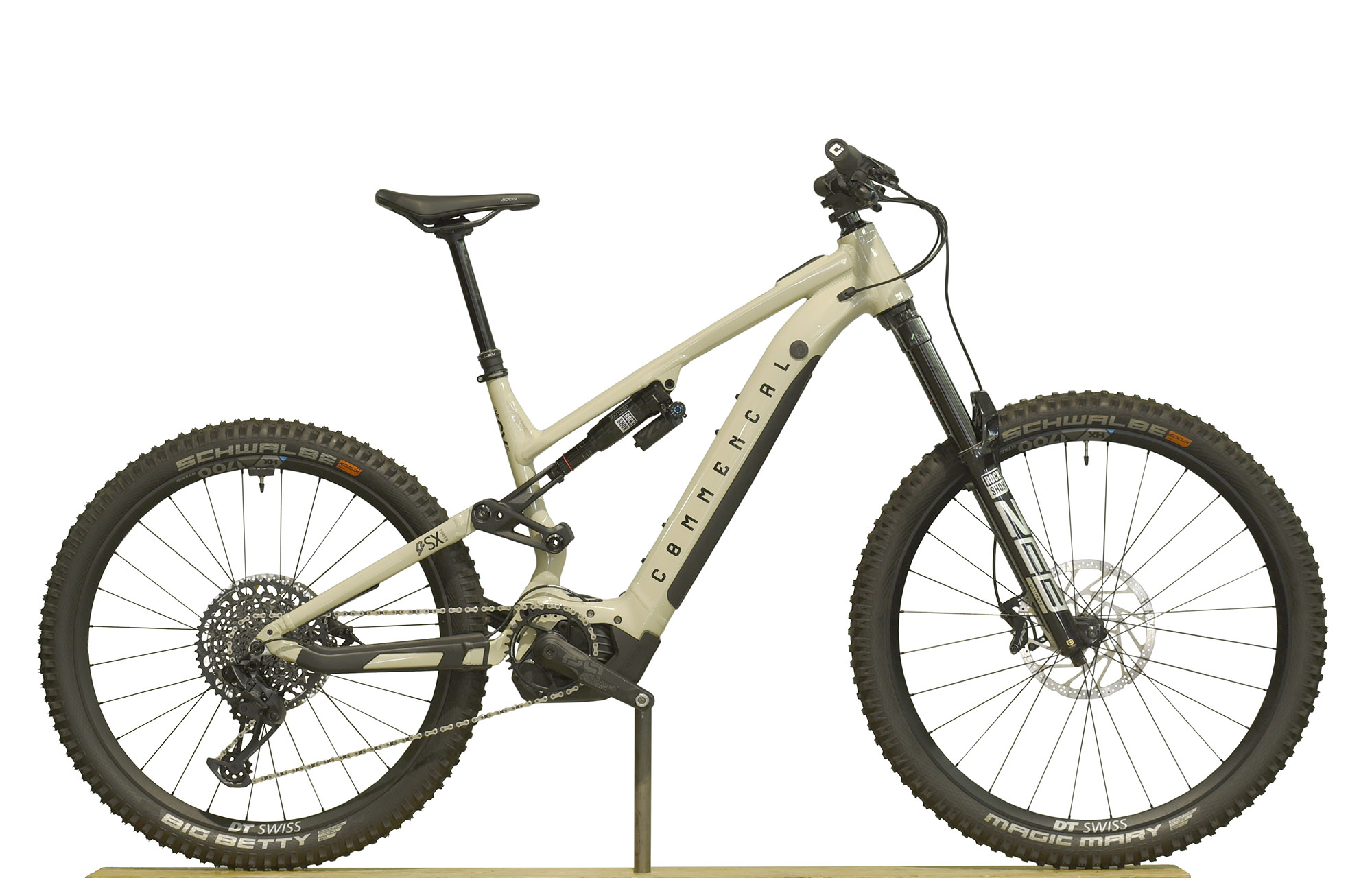 COMMENCAL META POWER SX BOSCH RACE CHALK - L (23181403) 4 km image number null