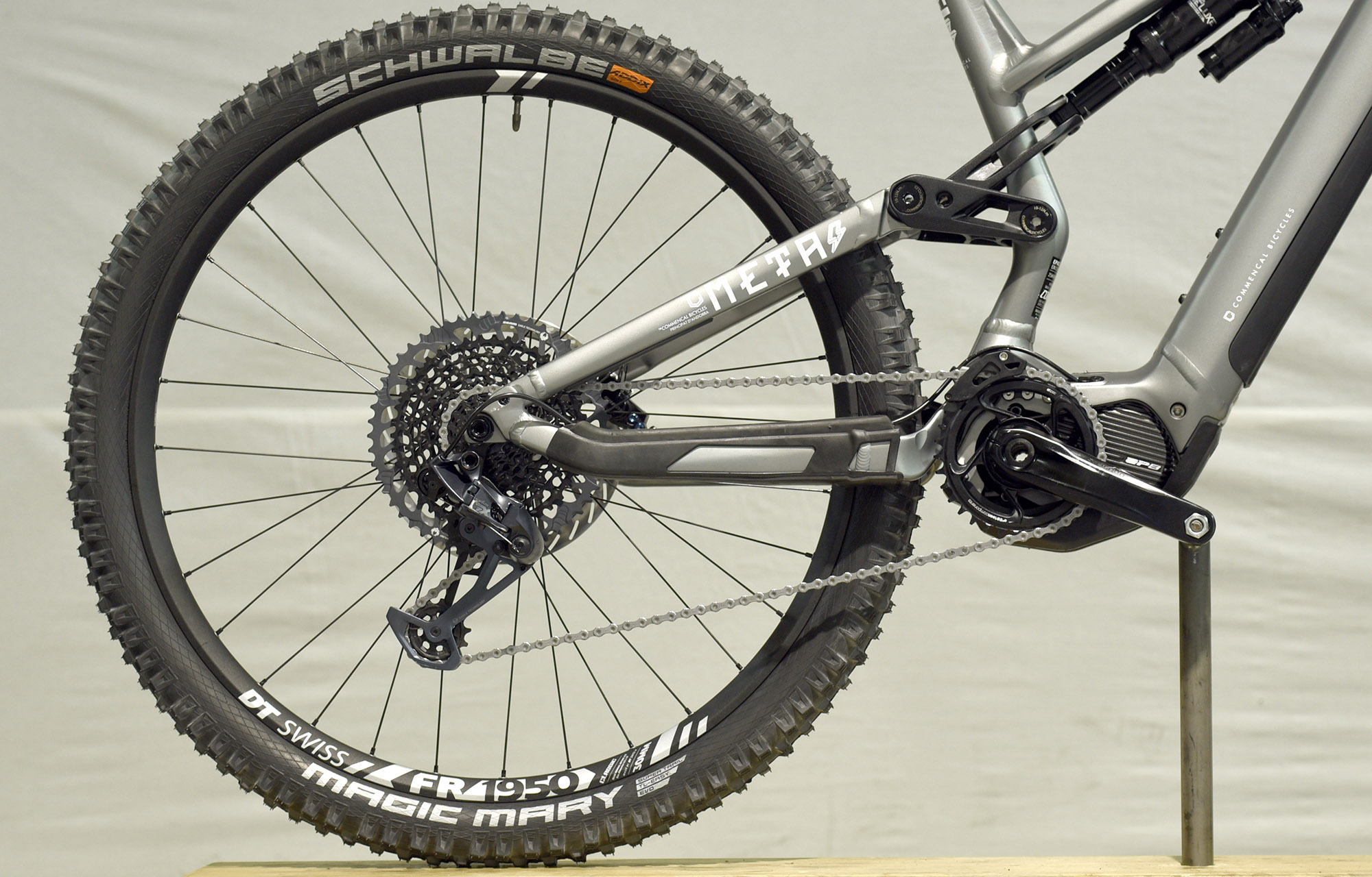 COMMENCAL META POWER SHIMANO 29 TEAM GRAPHITE - L (21181403) 1883 km image number null