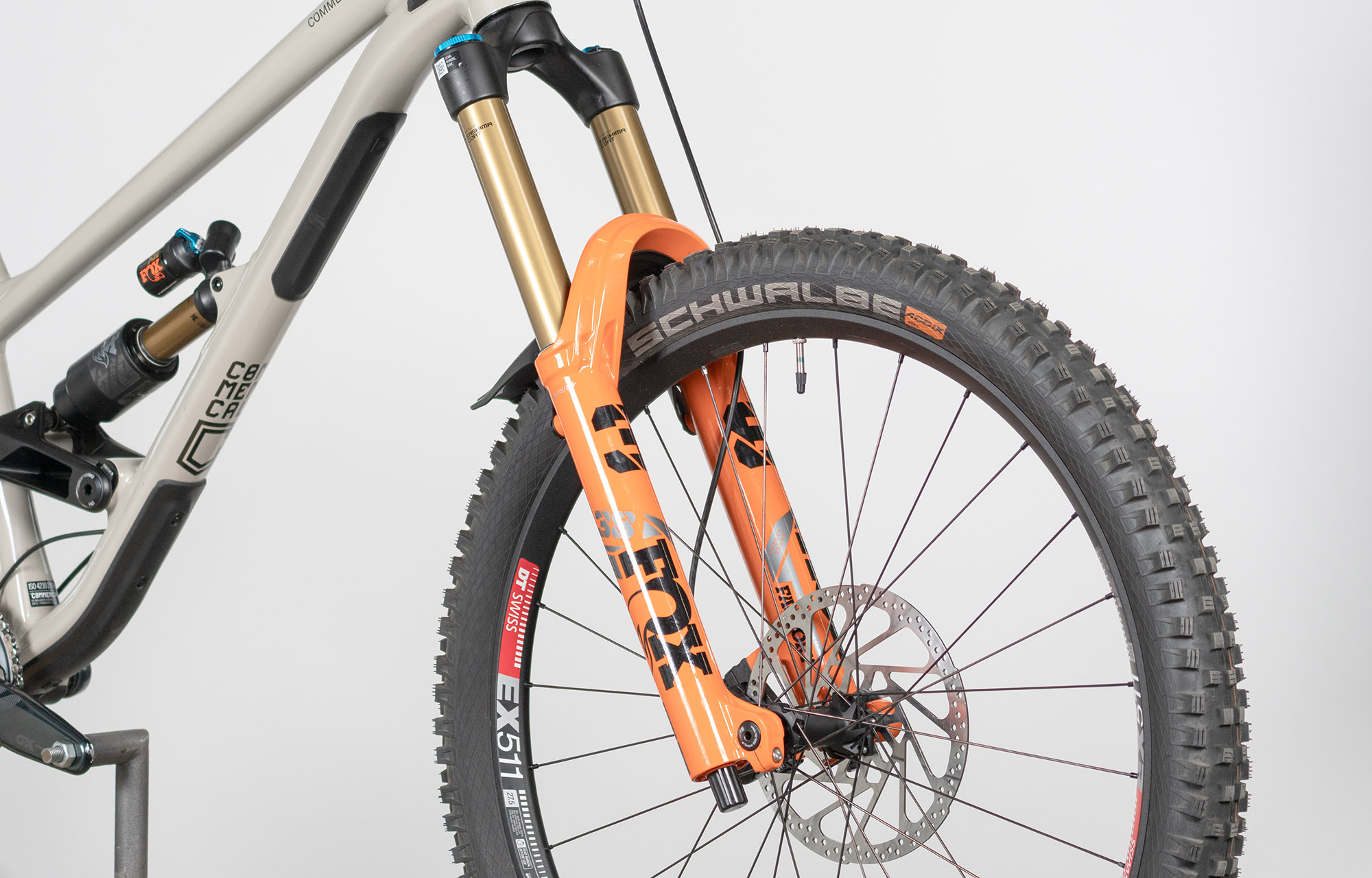 COMMENCAL CLASH SIGNATURE CHALK - L (23130603) image cover number large 5