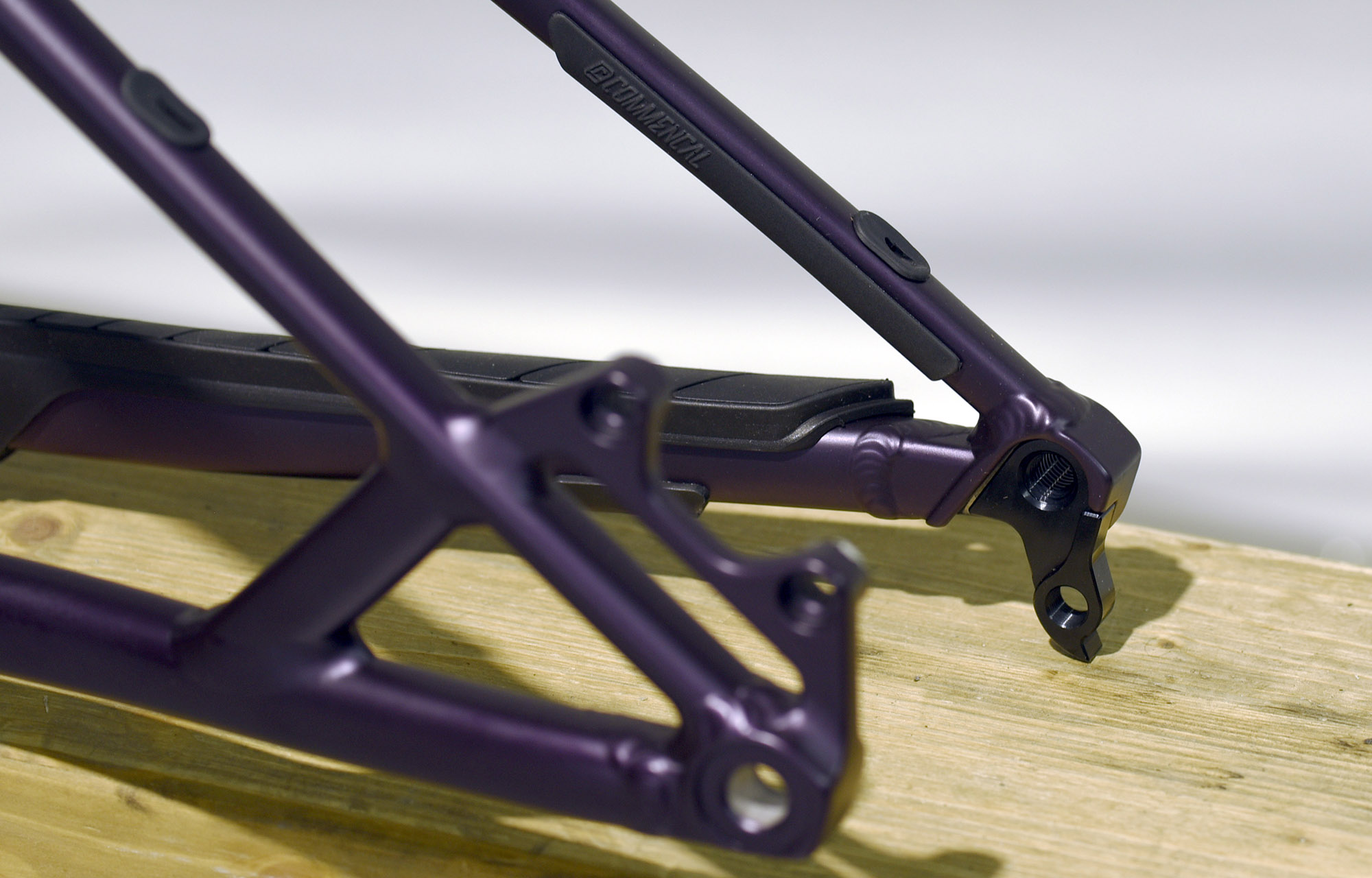 FRAME COMMENCAL META HT AM METALLIC PURPLE - S (22231201) image number null