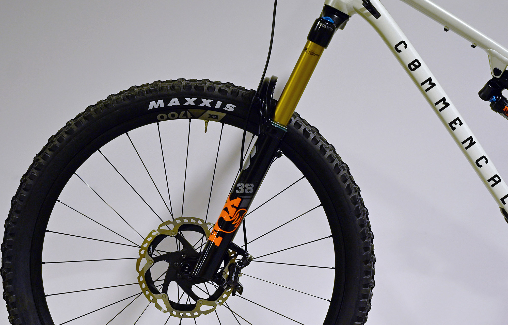 COMMENCAL META SX V5 SIGNATURE CLEAR SILVER - L (23131903) image cover number large 6