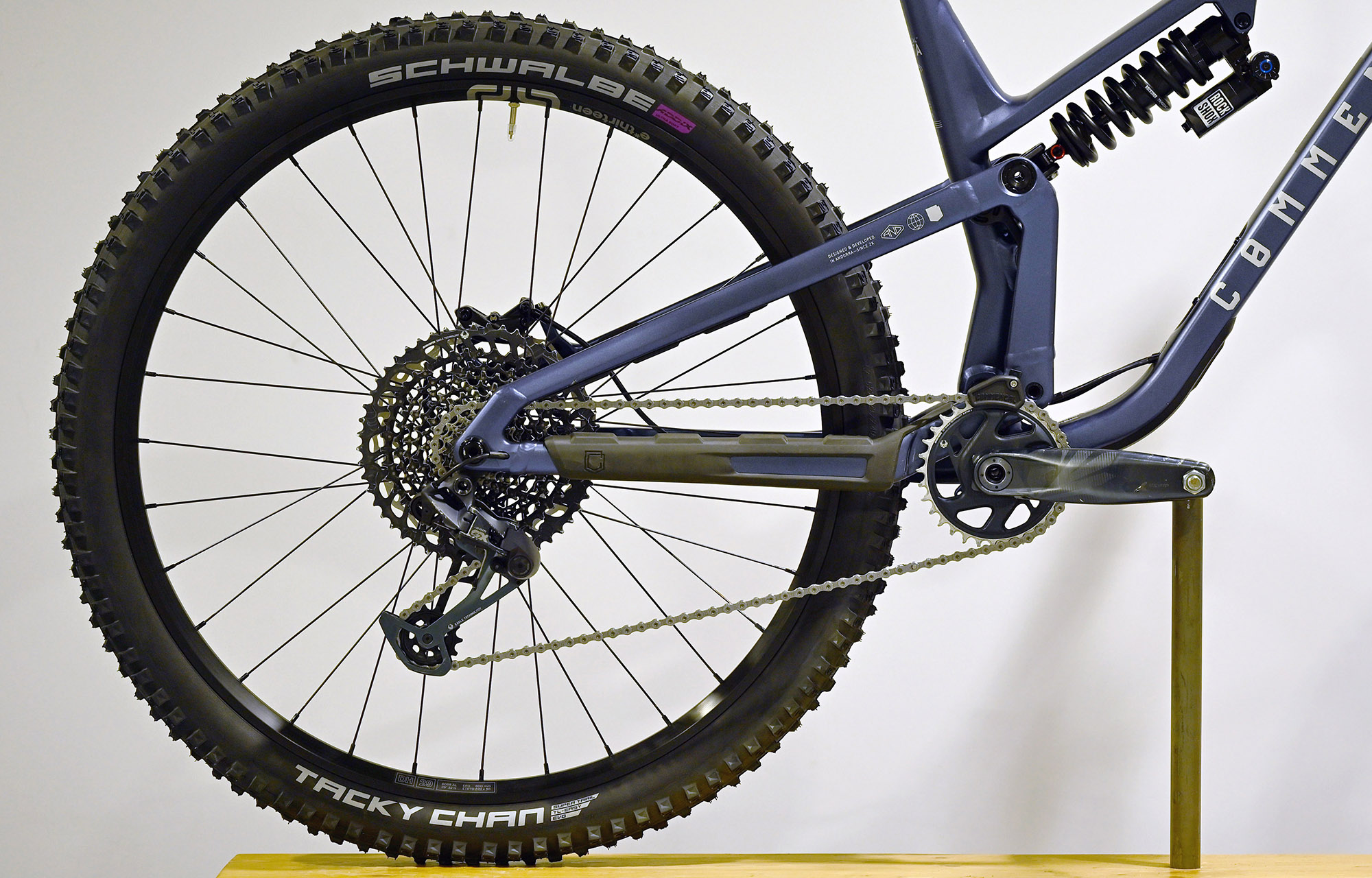 COMMENCAL META V5 RACE SPARKLY BLUE - L (23121303) image cover number large 0