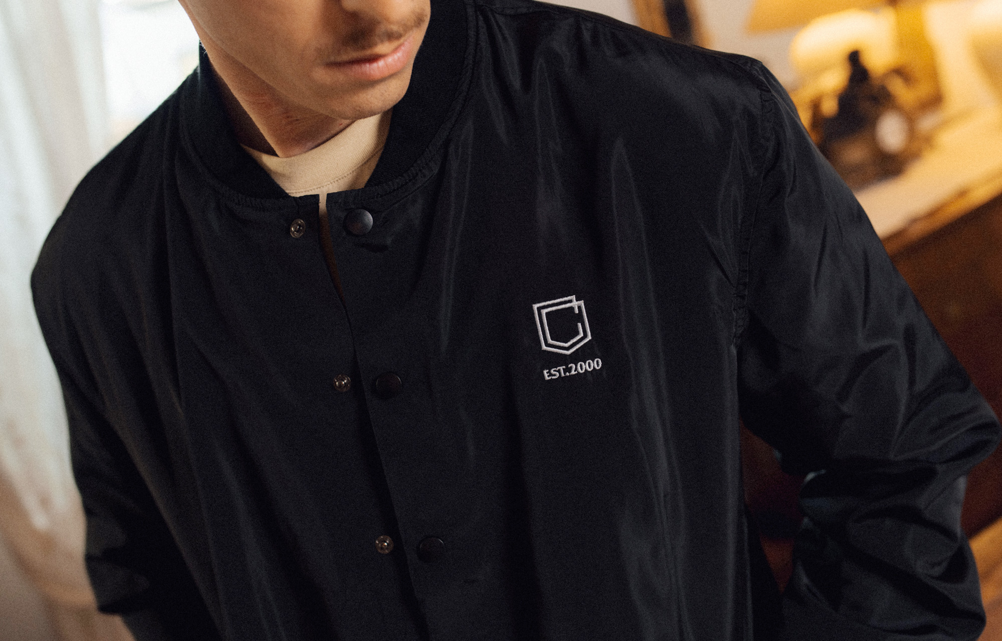 CHAQUETA LIGERA COMMENCAL CON BOTONES DE PRESION BLACK image number 7