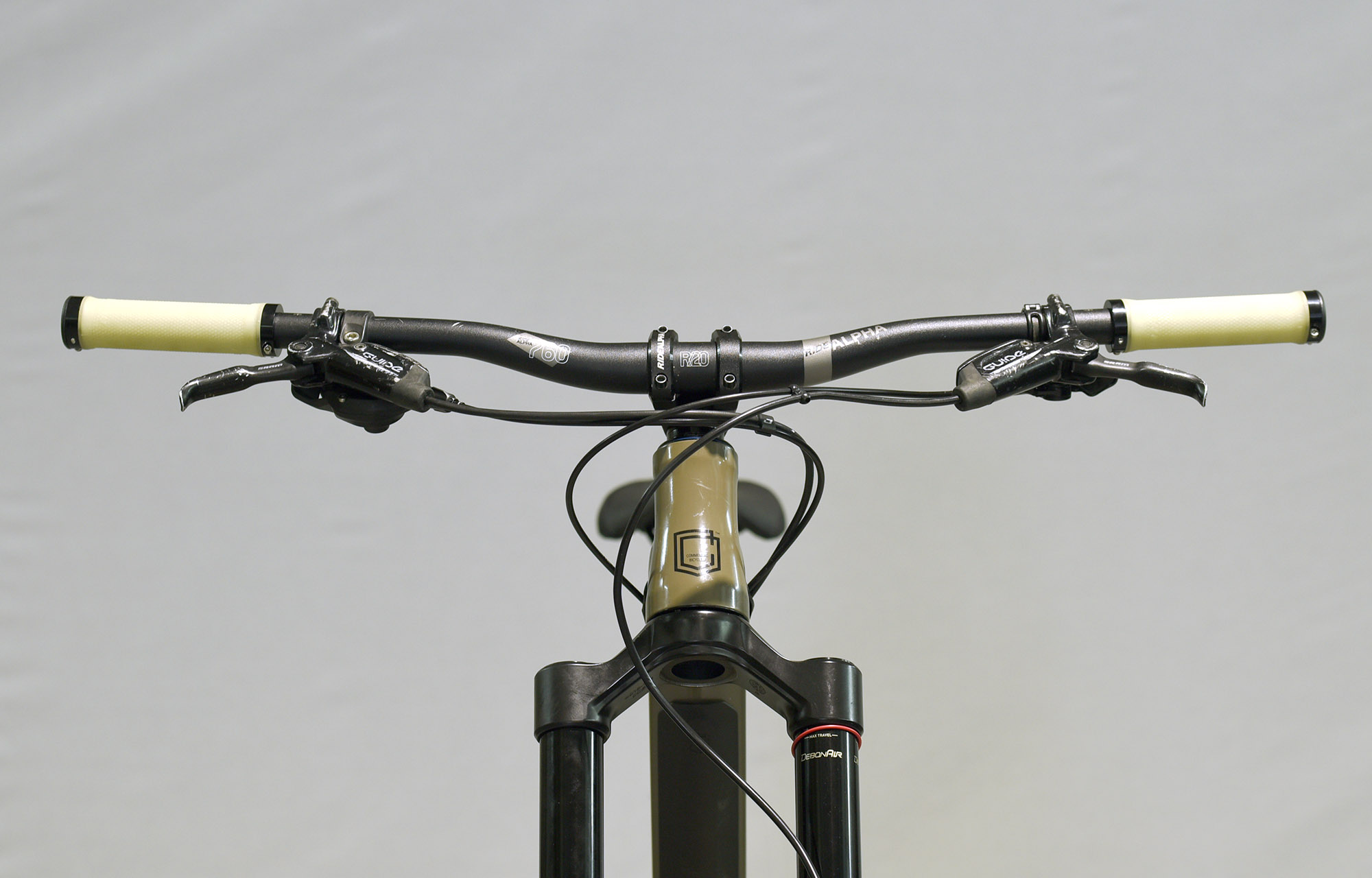 COMMENCAL CLASH RIDE DIRT - S (22131201) image number null