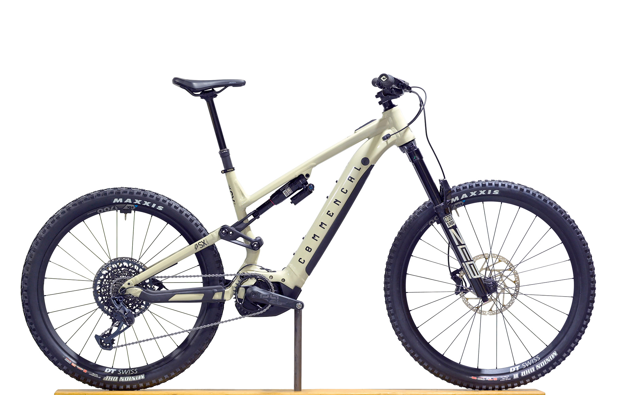 COMMENCAL META POWER SX BOSCH RACE CHALK - L (23181403) 466 km image number null