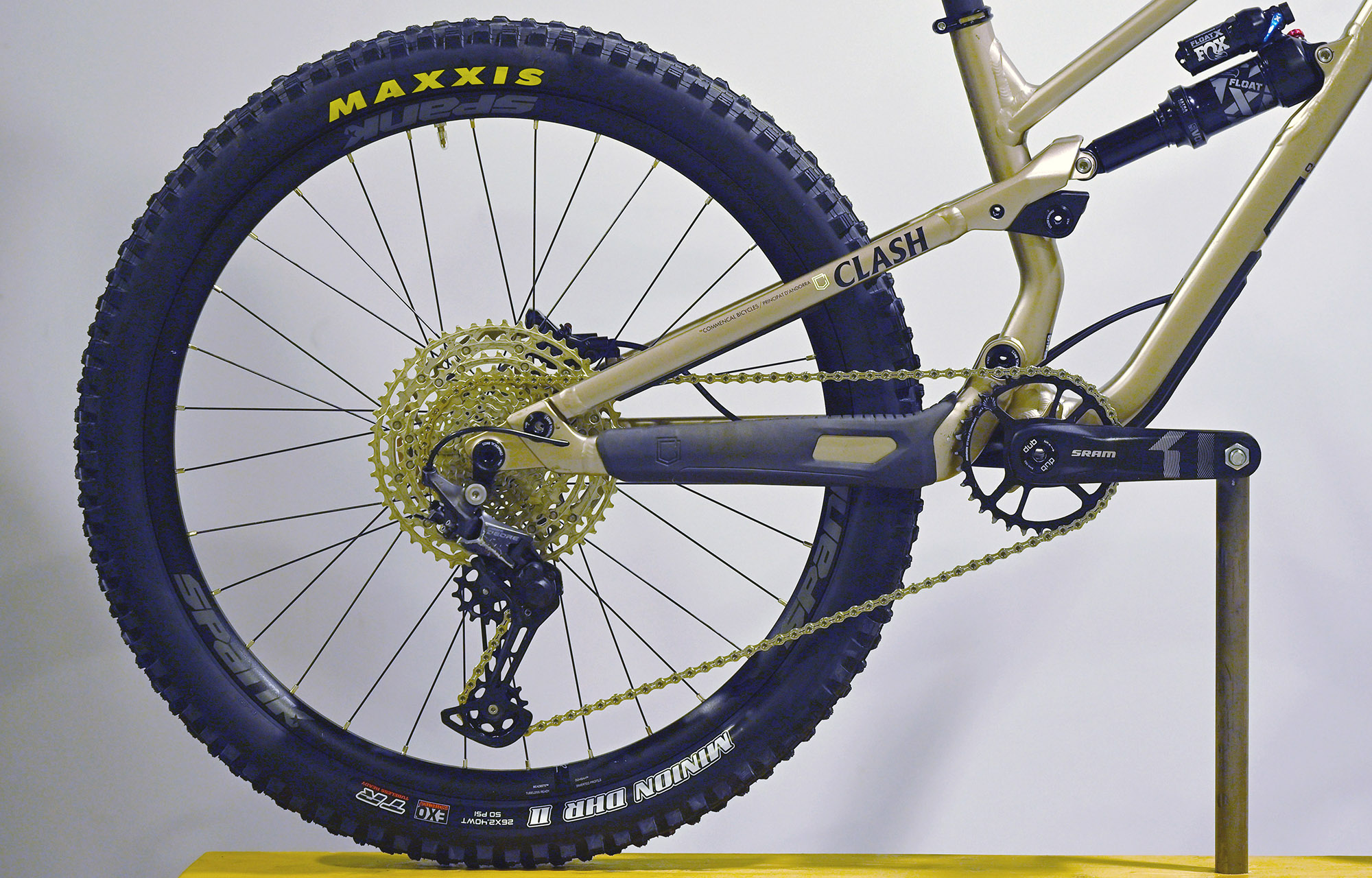 COMMENCAL CLASH JR CHAMPAGNE - (22170700) image cover number large 0