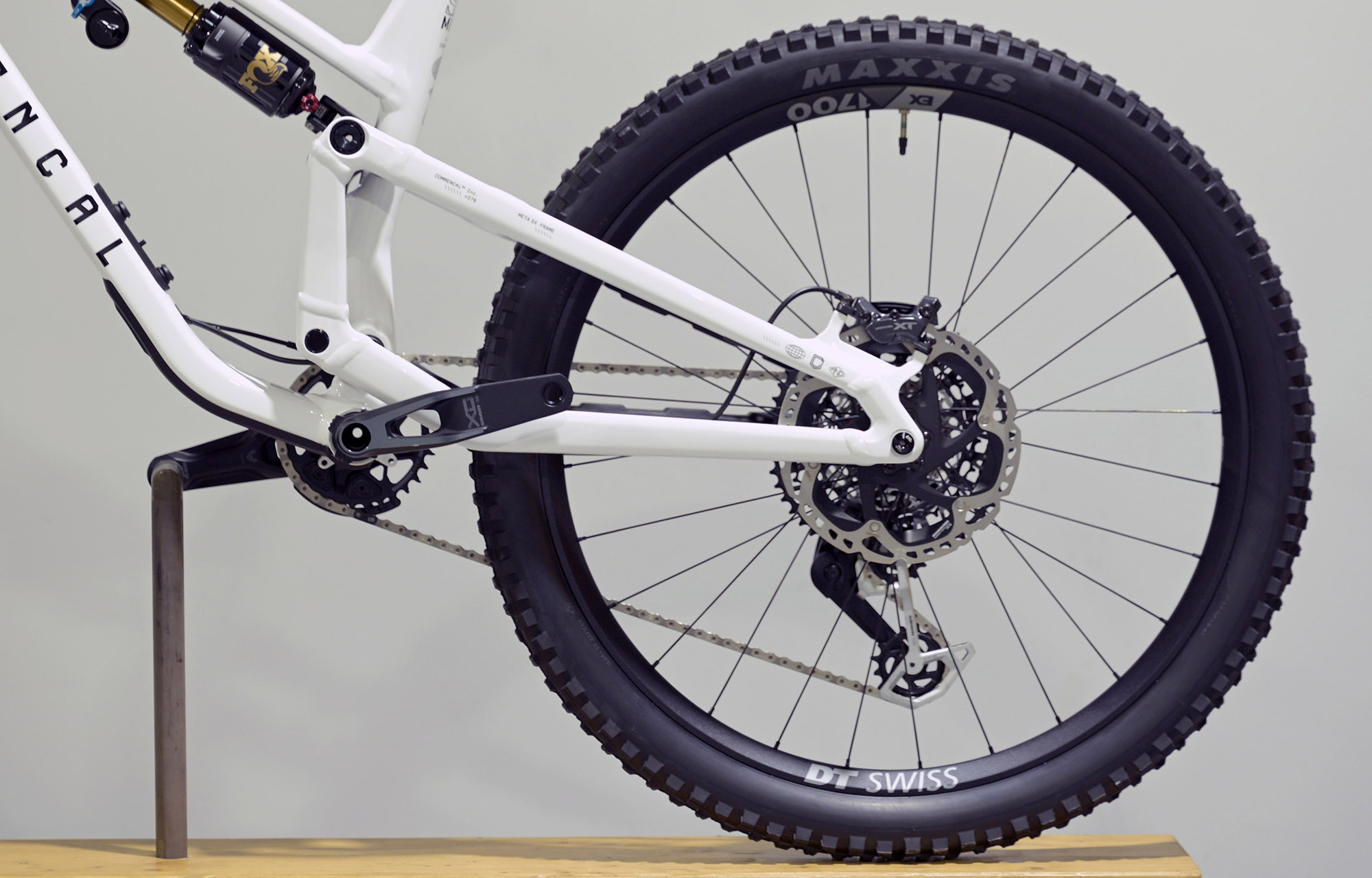 COMMENCAL META SX V5 SIGNATURE PURE WHITE - L (25132503) image cover number large 5