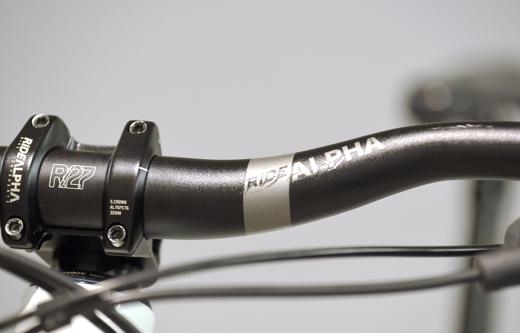 COMMENCAL CLASH RIDE PURE WHITE NEW ROCKSHOX - L (23130103) image number null