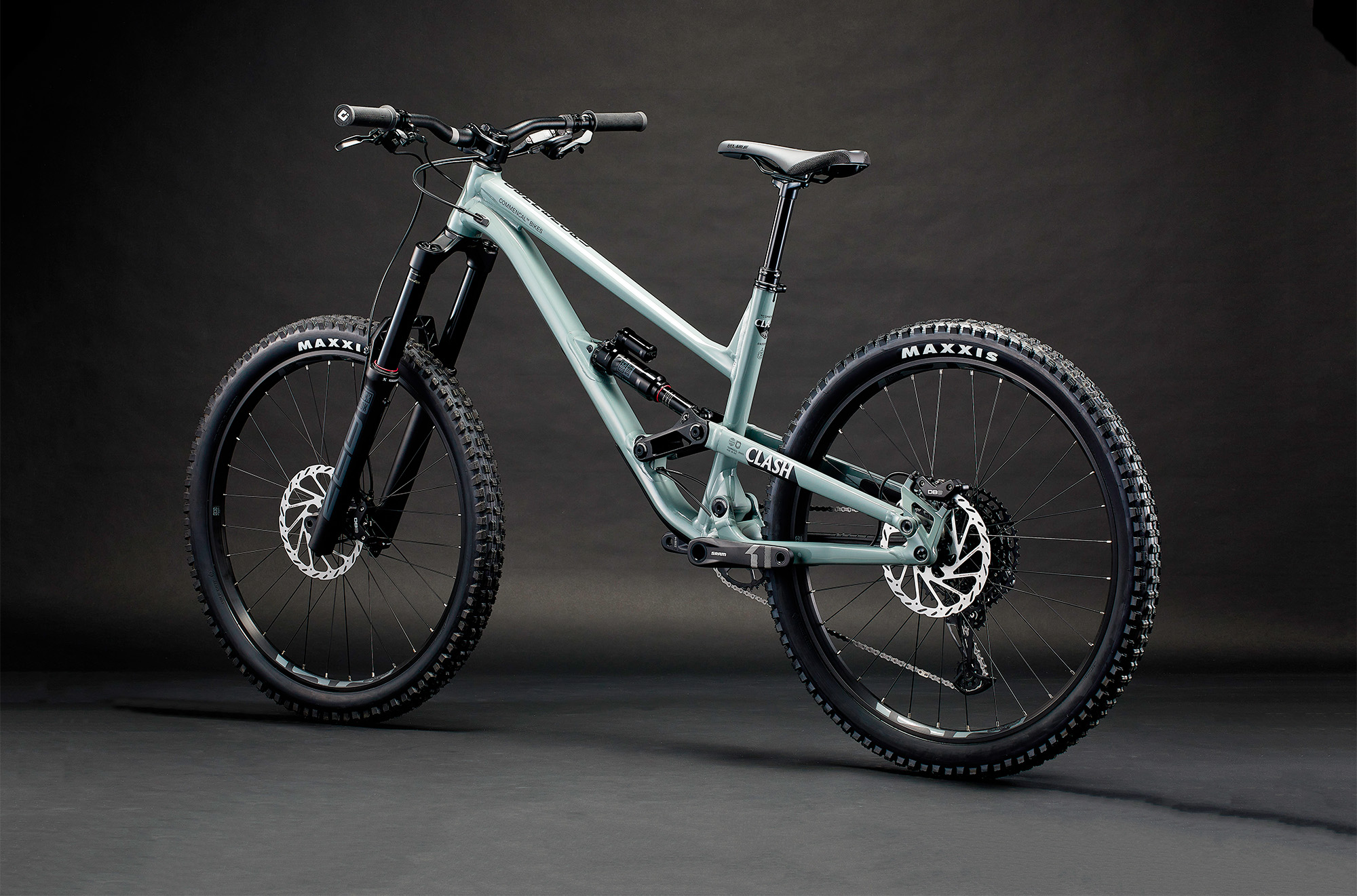 COMMENCAL CLASH RIDE PYRITE GREY ROCKSHOX image number null