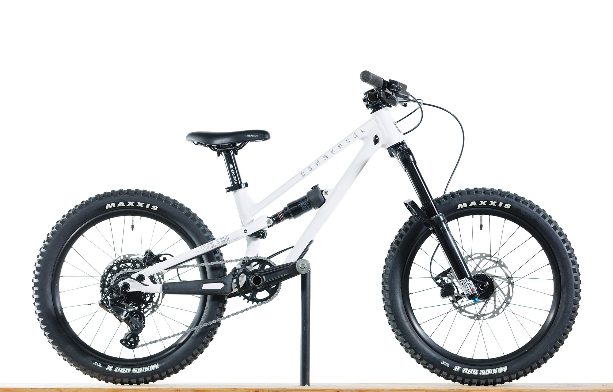 COMMENCAL CLASH 20 PURE WHITE - (24177200) image number null