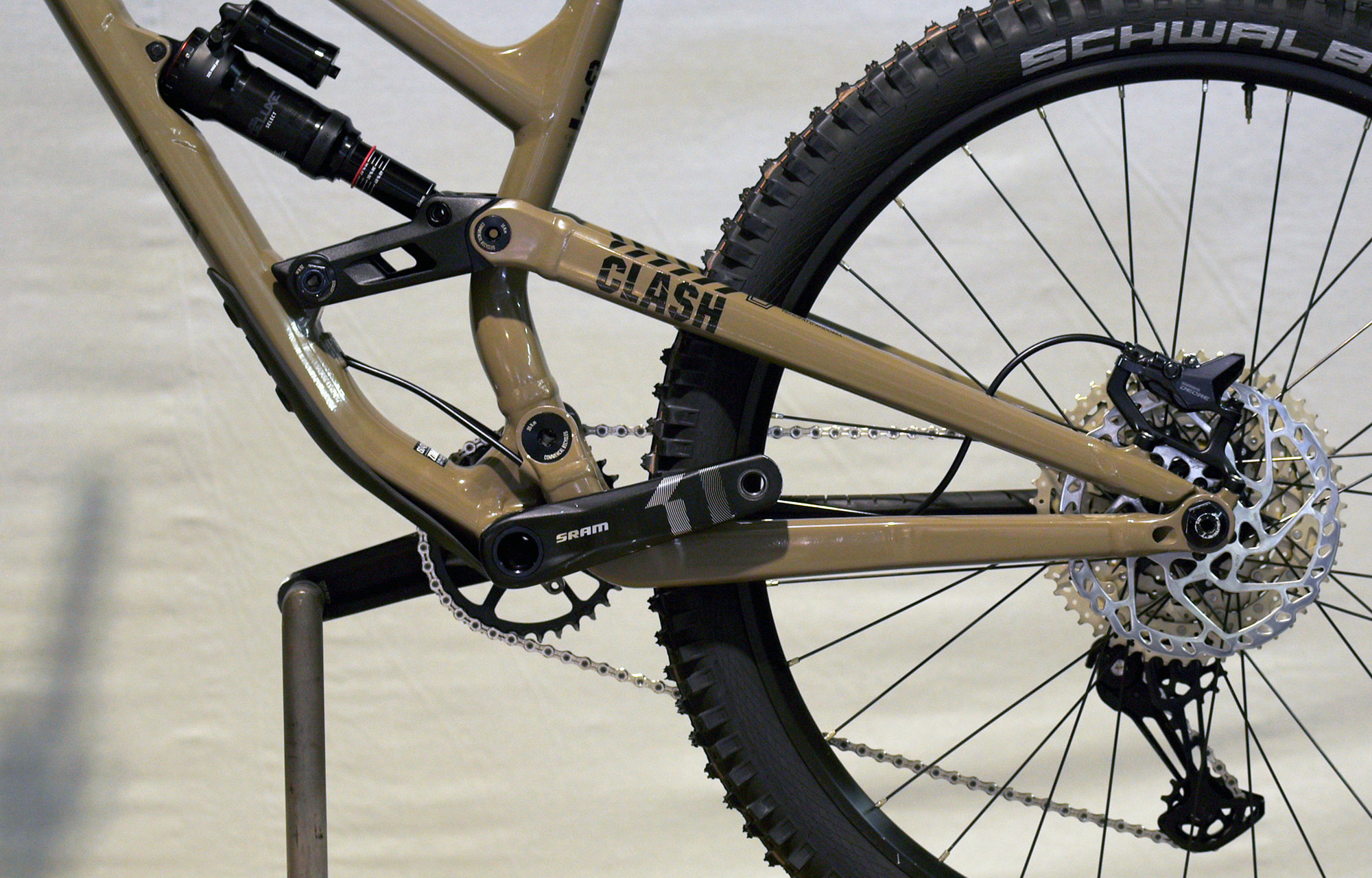 COMMENCAL CLASH JR DIRT MAXXIS - JR (21175200) image number null