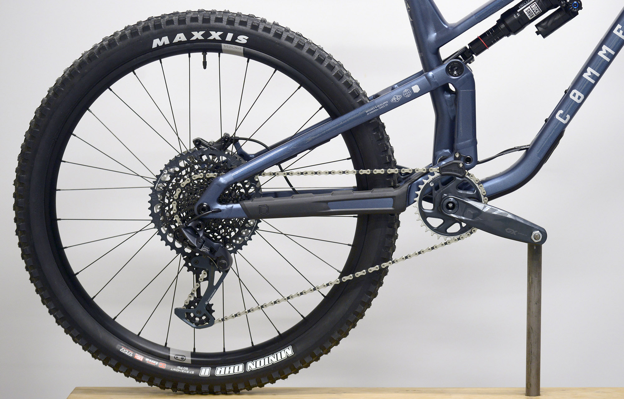 COMMENCAL META SX V5 RACE SPARKLY BLUE - L (23131703) image cover number large 0