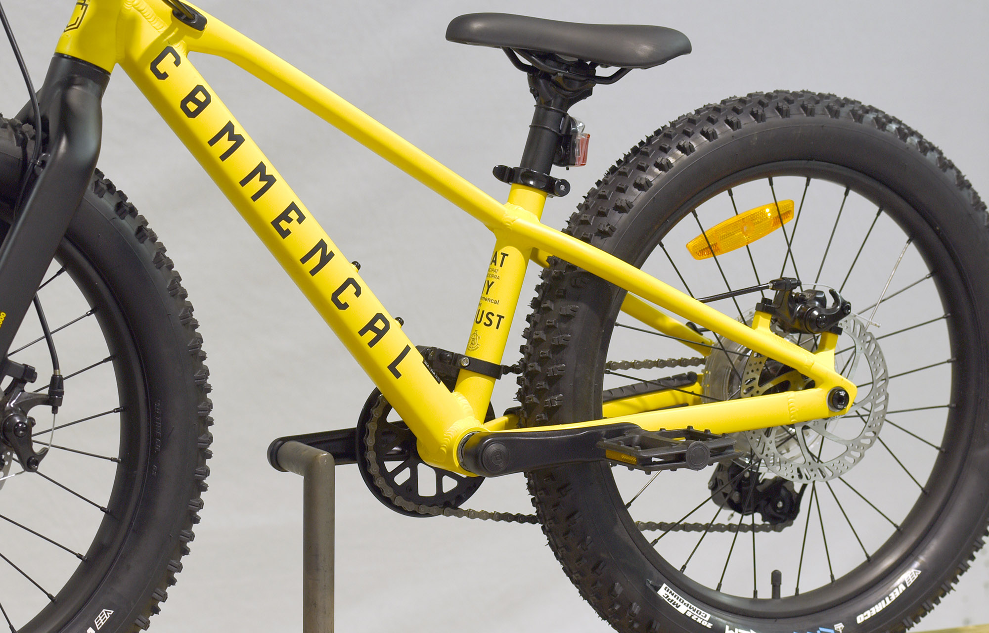 COMMENCAL RAMONES 20 REVOSHIFT OHLINS YELLOW - (23177853) image number null