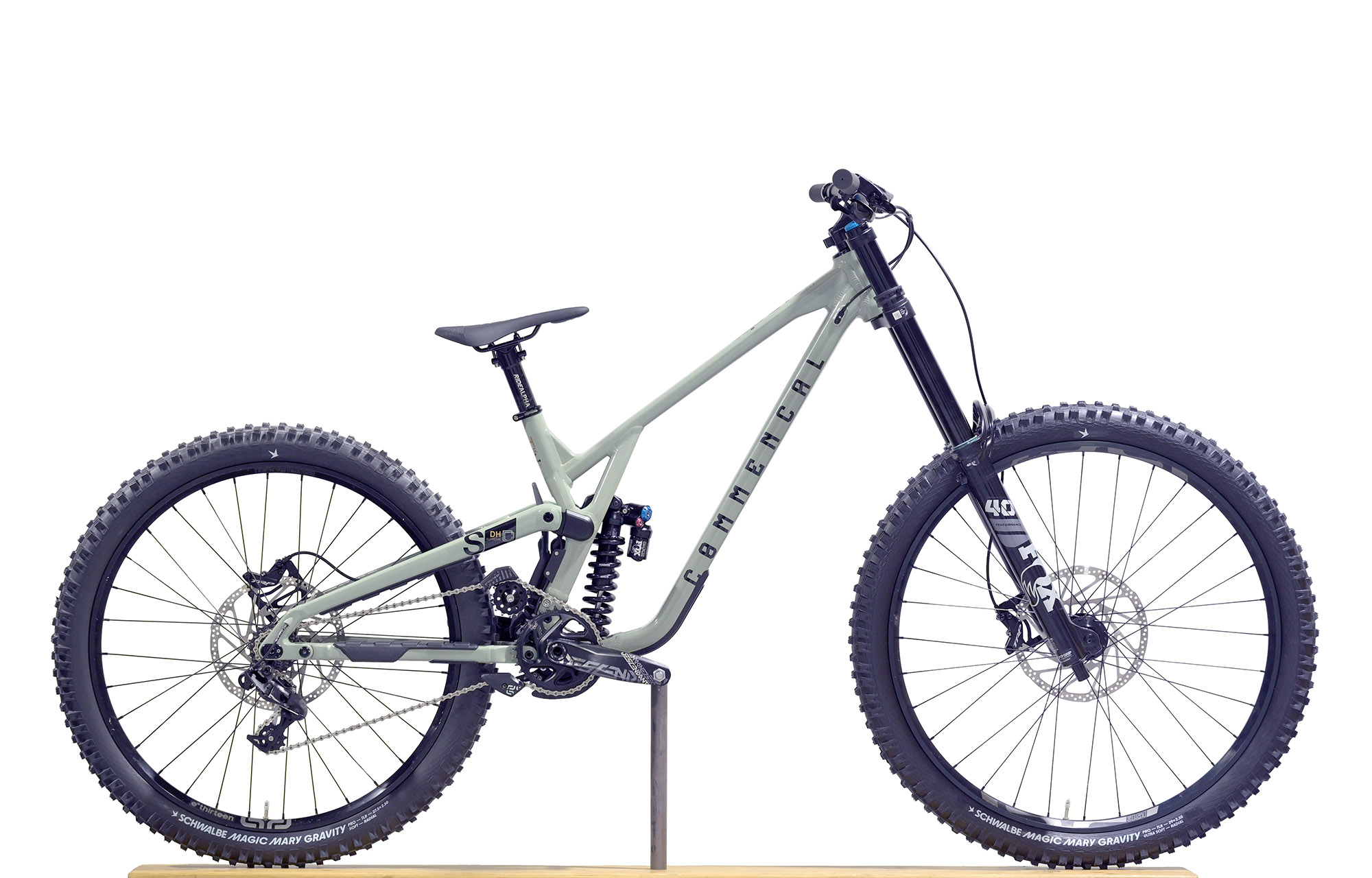 COMMENCAL SUPREME DH V5 ESSENTIAL HERITAGE GREEN - M (22150802) image number null