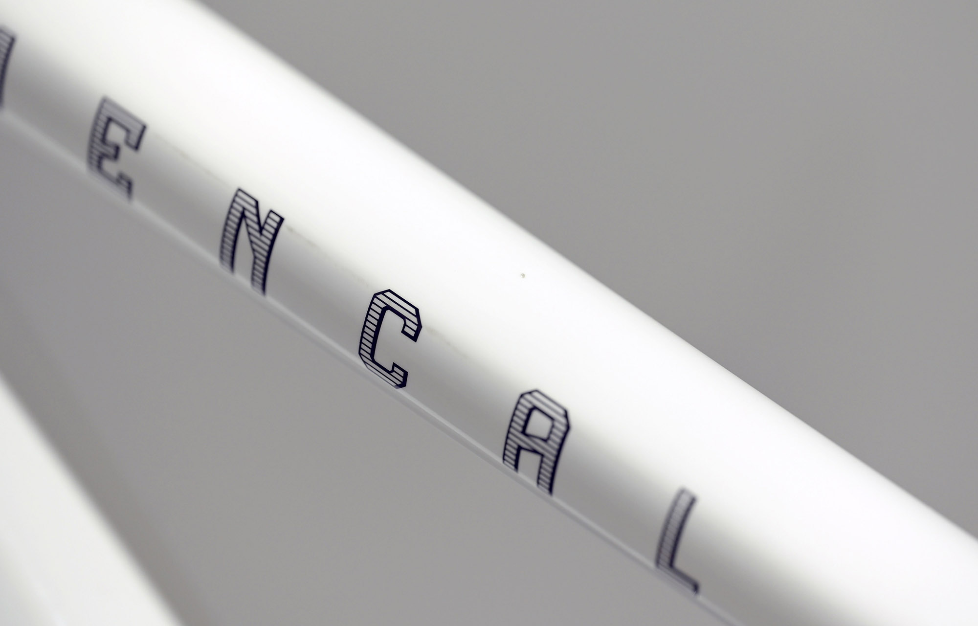 COMMENCAL CLASH ESSENTIAL PURE WHITE - L (24135603) image cover number large 9