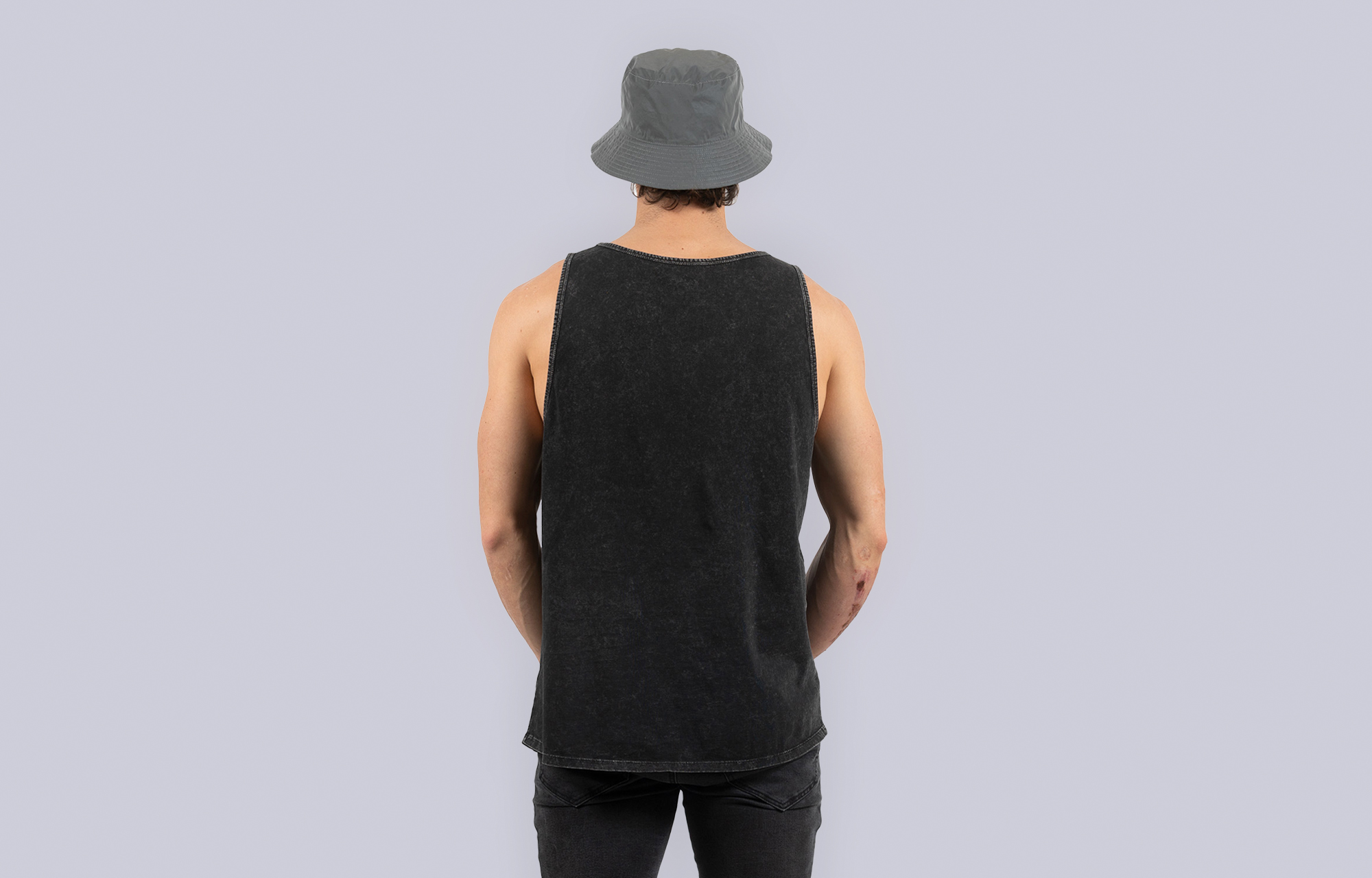 CAMISETA DE TIRANTES LOOSE FIT WASHED BLACK image number 0