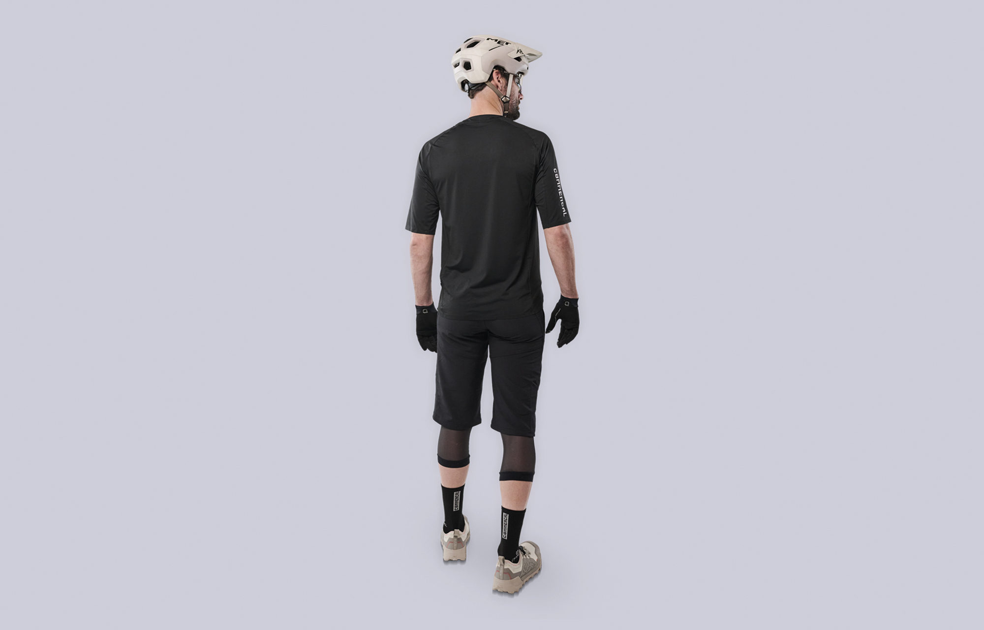 COMMENCAL LIGHTECH SHORT SLEEVE ZIP JERSEY BLACK image number 0