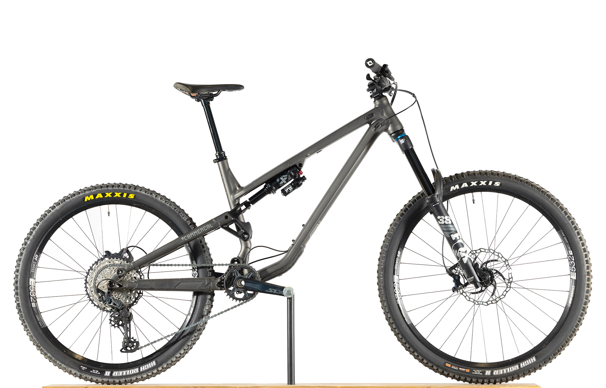 COMMENCAL META SX V4 ESSENTIAL DARK SLATE - L image number null