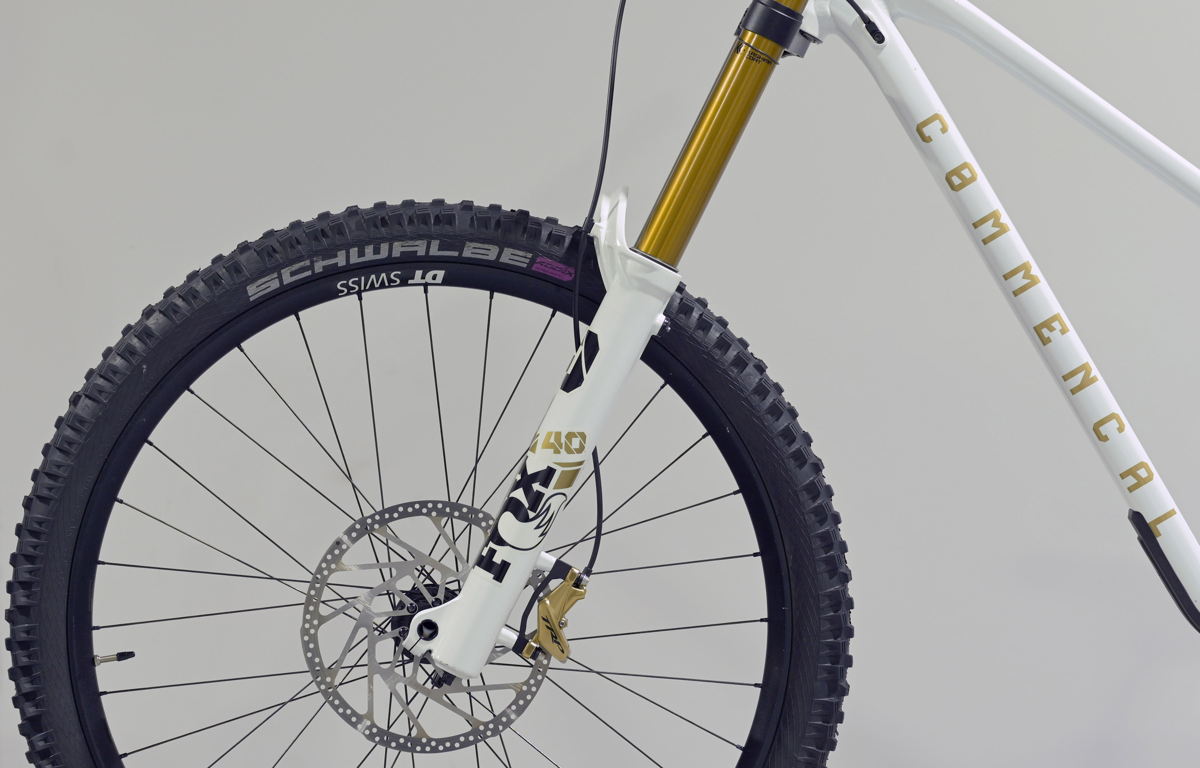 COMMENCAL SUPREME DH V5 SIGNATURE LTD PURE WHITE - L (23151003) image cover number large 4