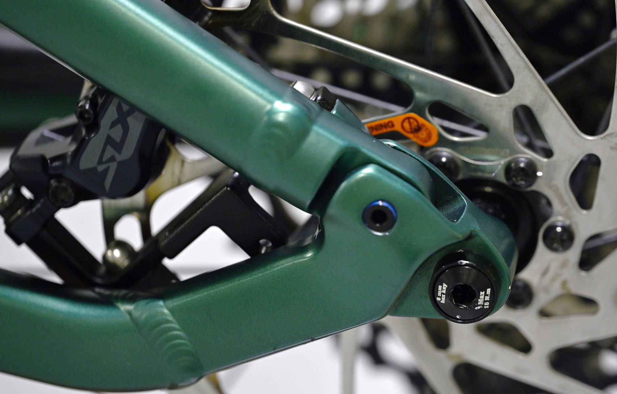 COMMENCAL META POWER SX BOSCH ESSENTIAL METALLIC GREEN - M (23181802) 1235 km image large number 14