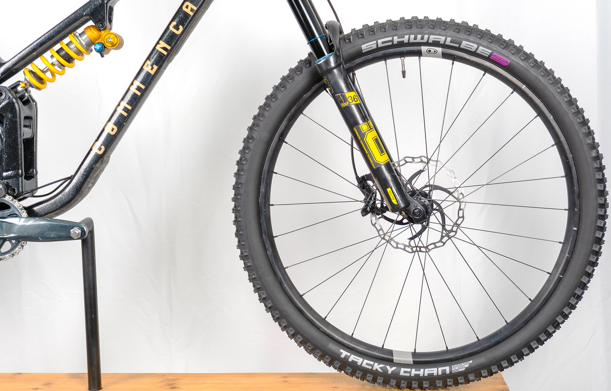 COMMENCAL META V5 OHLINS EDITION GLITTERY BLACK - L (23120803) image number null