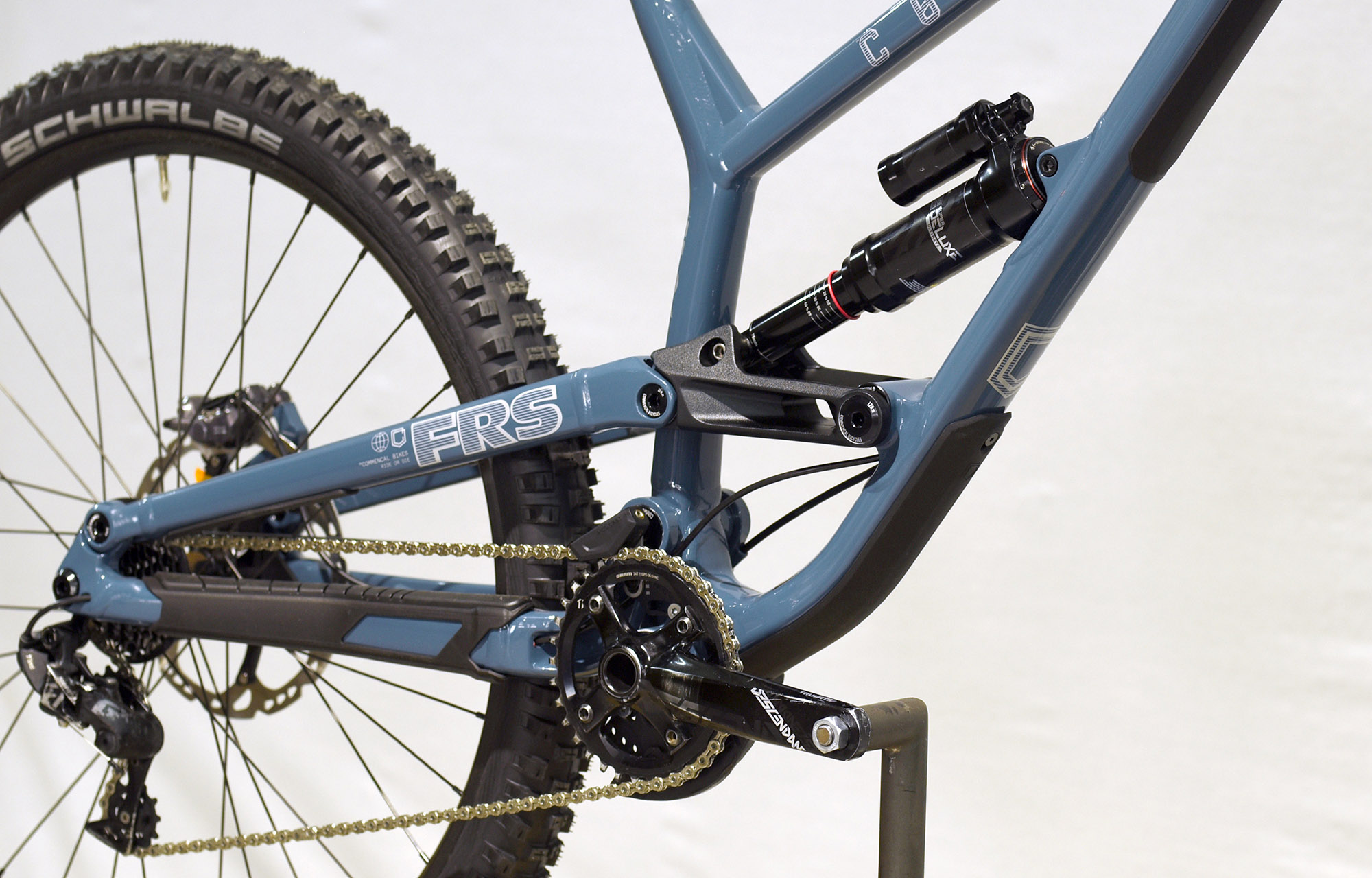 COMMENCAL FURIOUS RACE AQUA BLUE- M (19150202) image number null