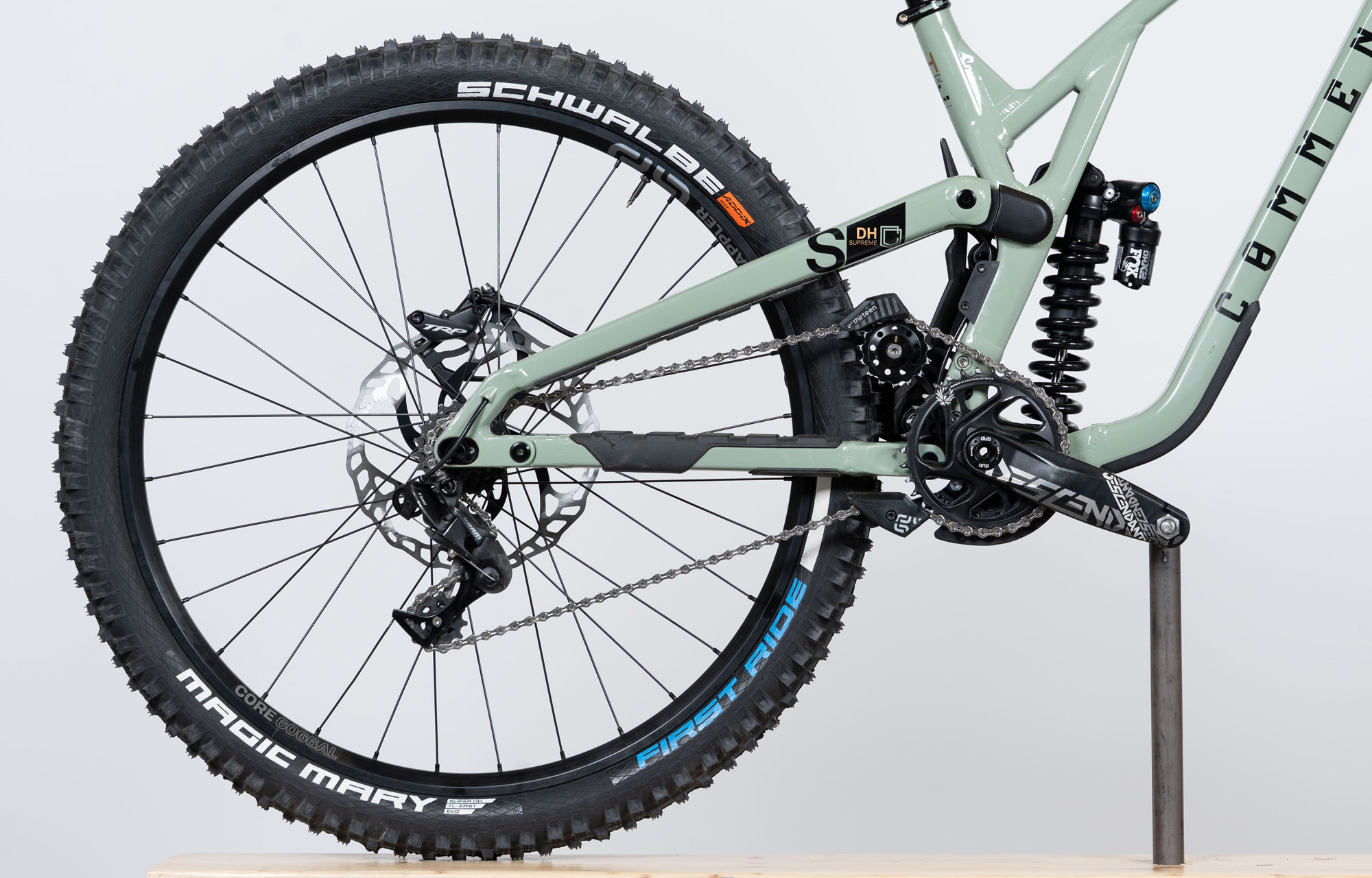 COMMENCAL SUPREME DH V5 ESSENTIAL HERITAGE GREEN - S (22150801) image large number 0